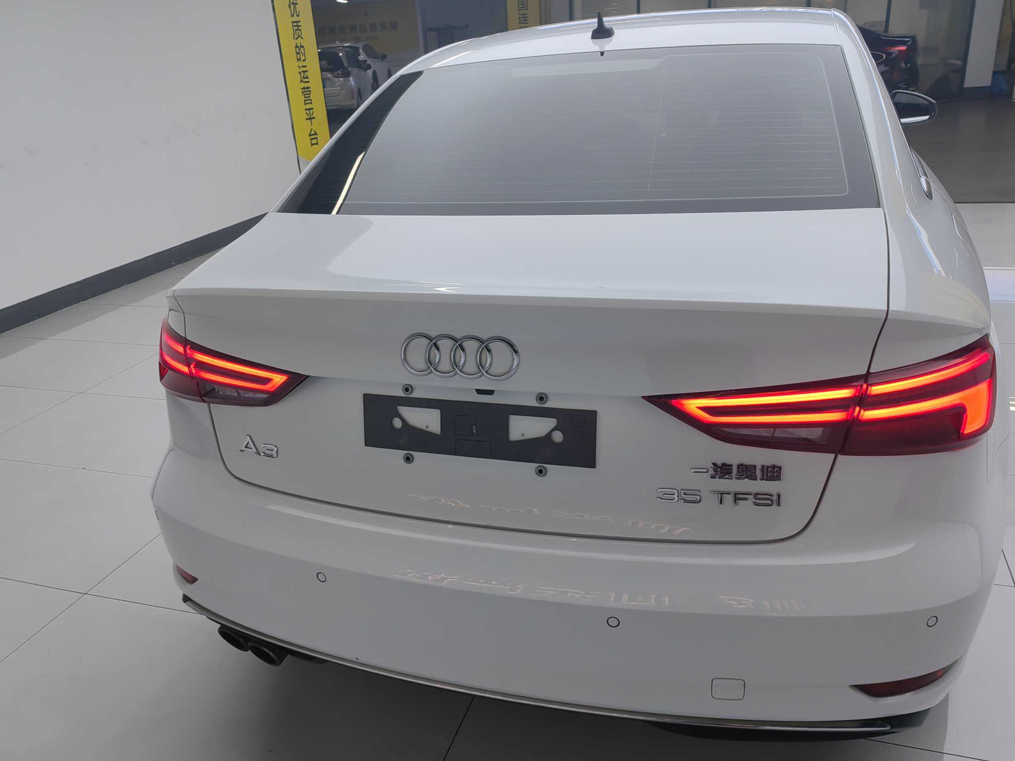 Audi A3 2019 car image #5
