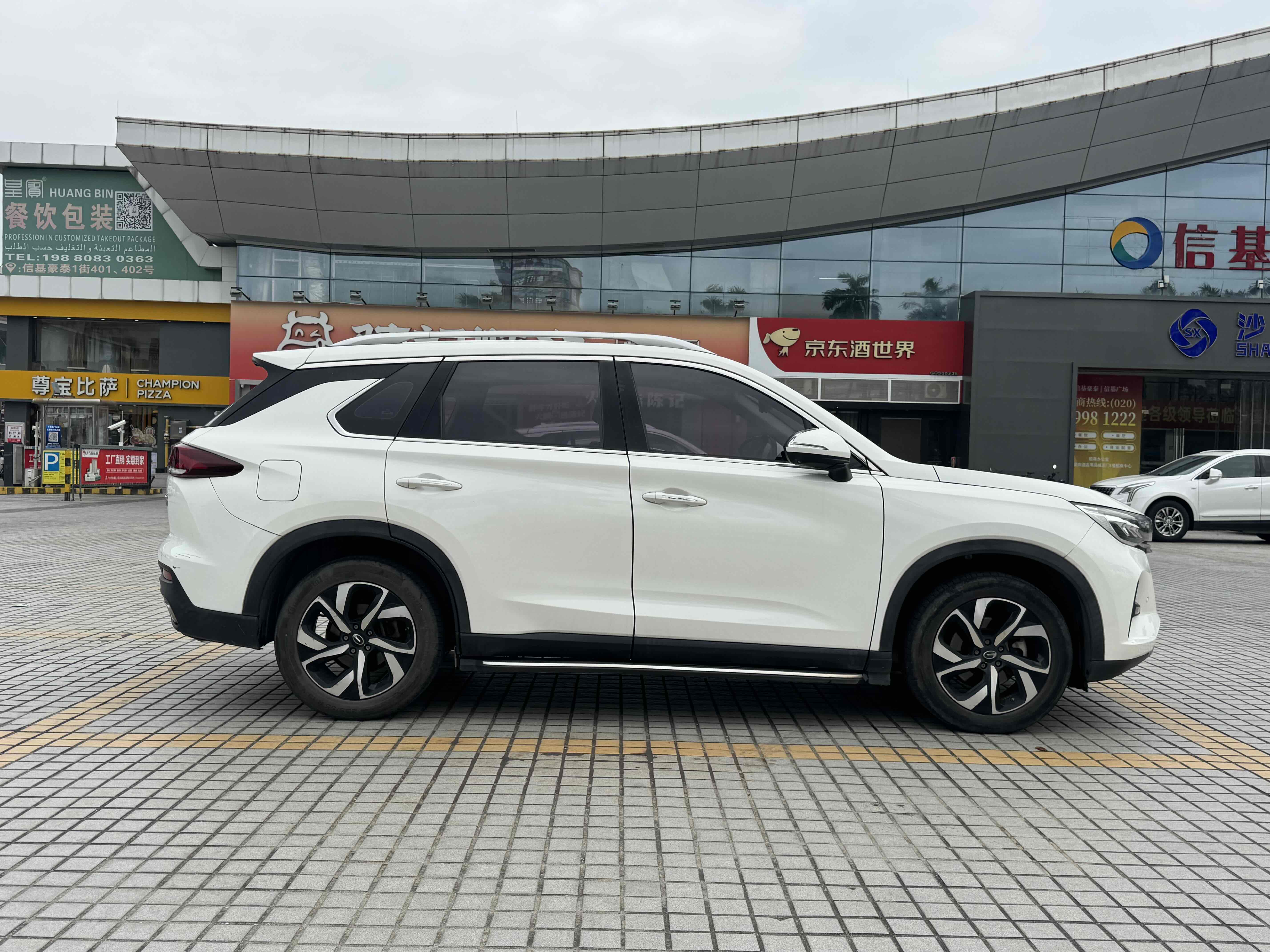 GAC Trumpchi GS5 2019 car image #5