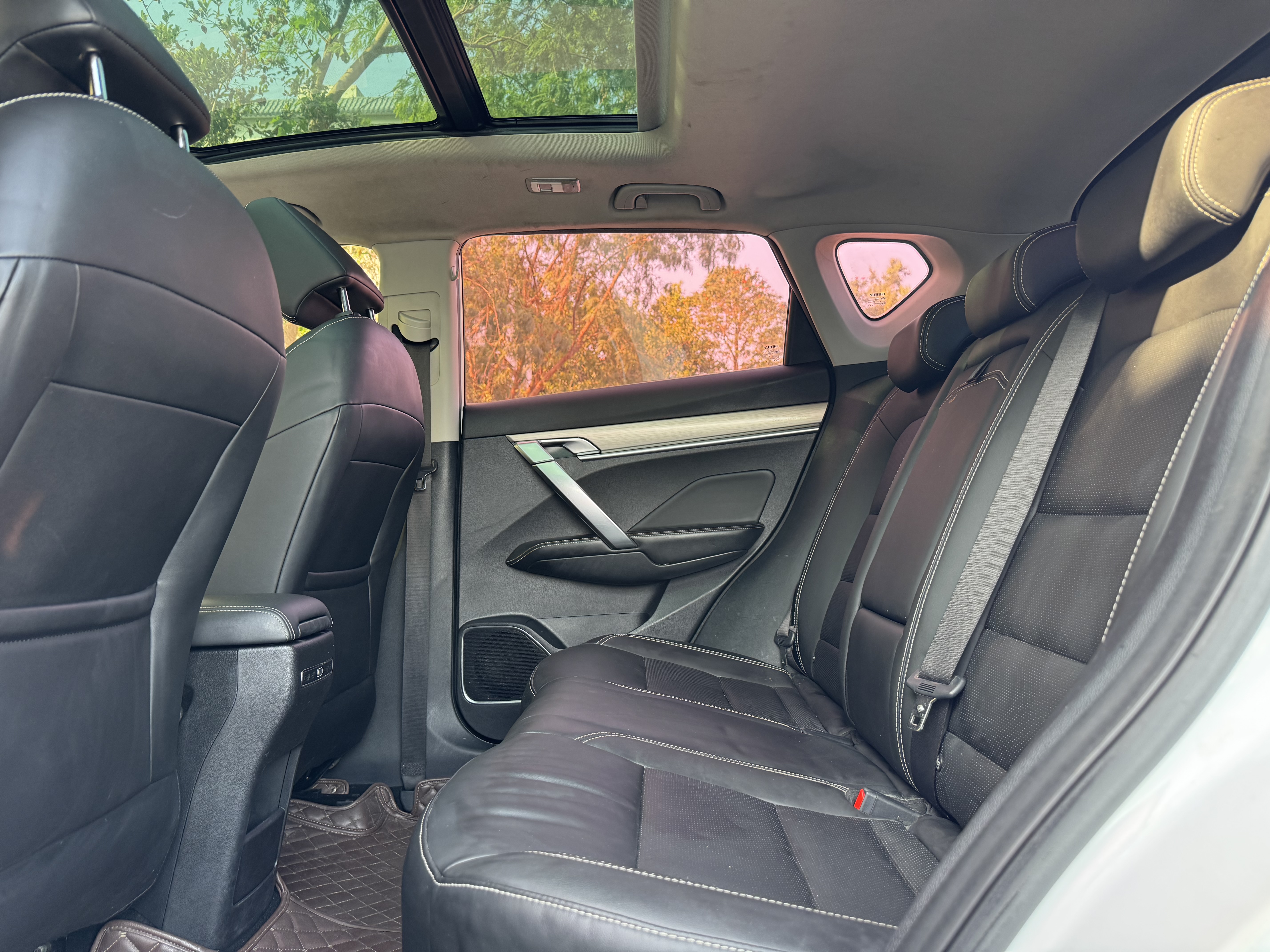 GEELY Coolray 2019 car image #5