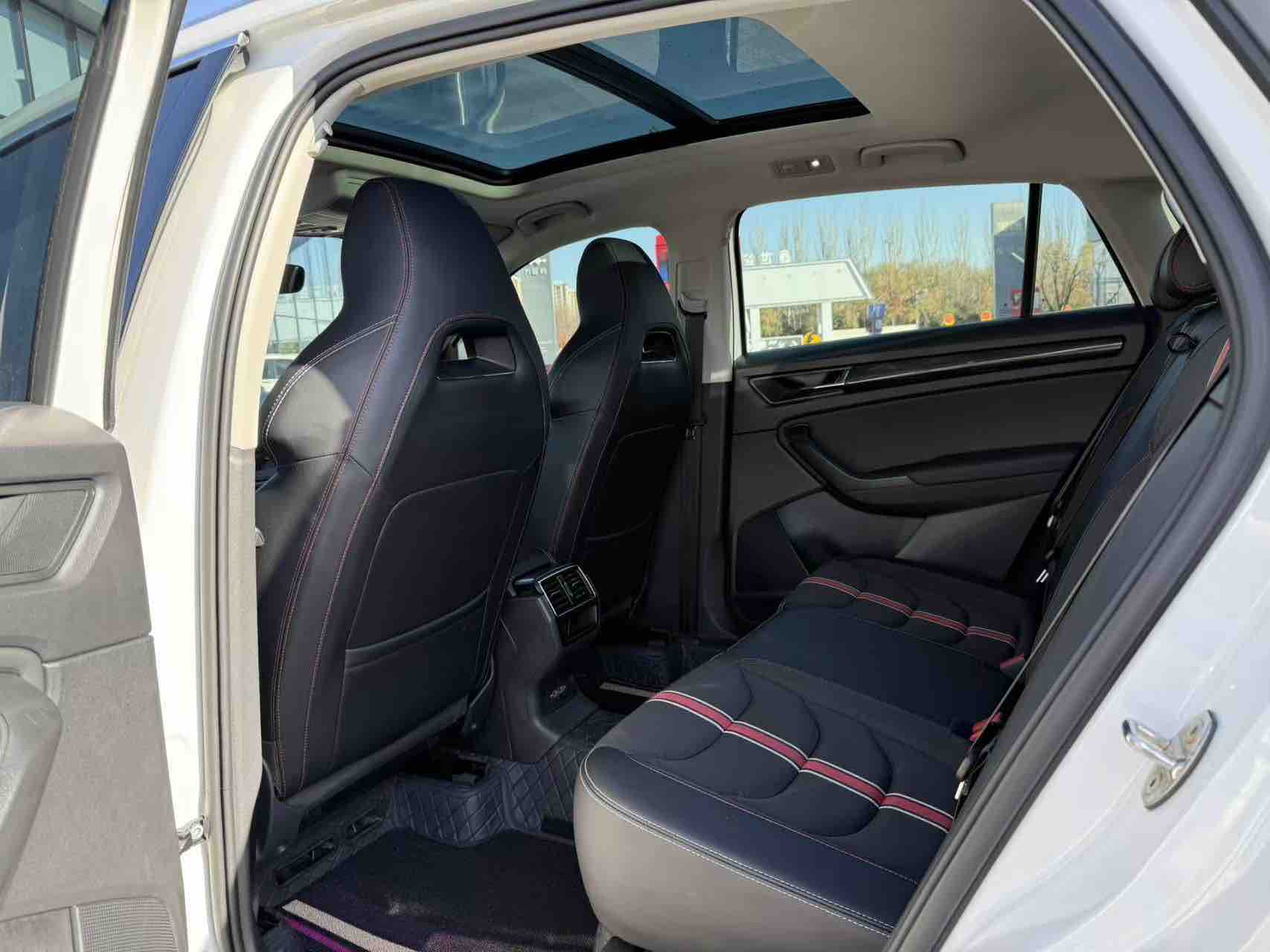 Skoda Kodiaq GT 2020 صورة سيارة #5