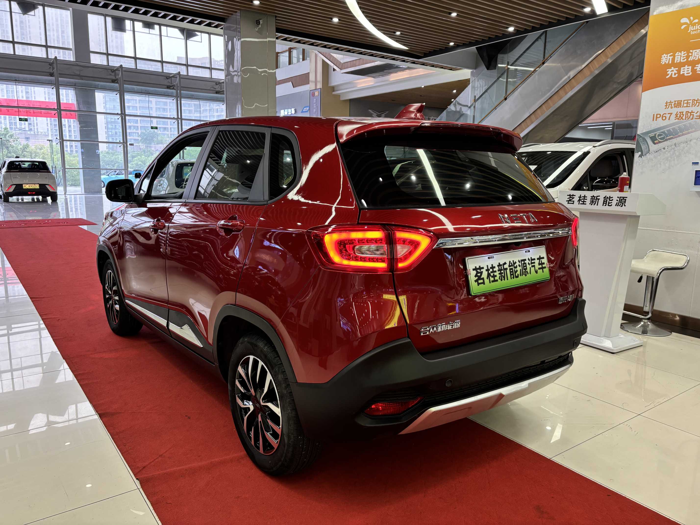 哪吒汽车 哪吒N01 2019 汽车图片 #5