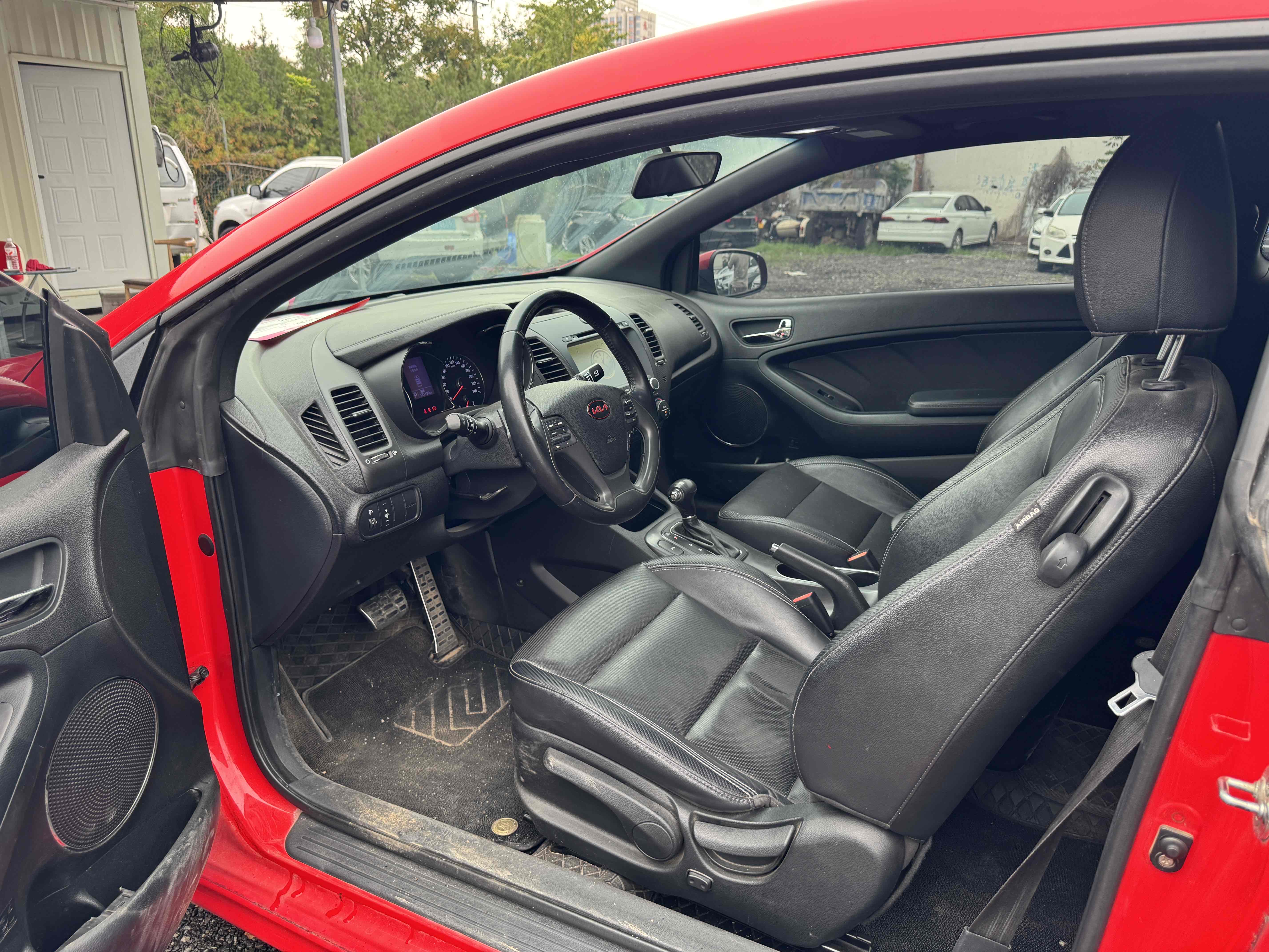 起亚 速迈 2016 汽车图片 #5