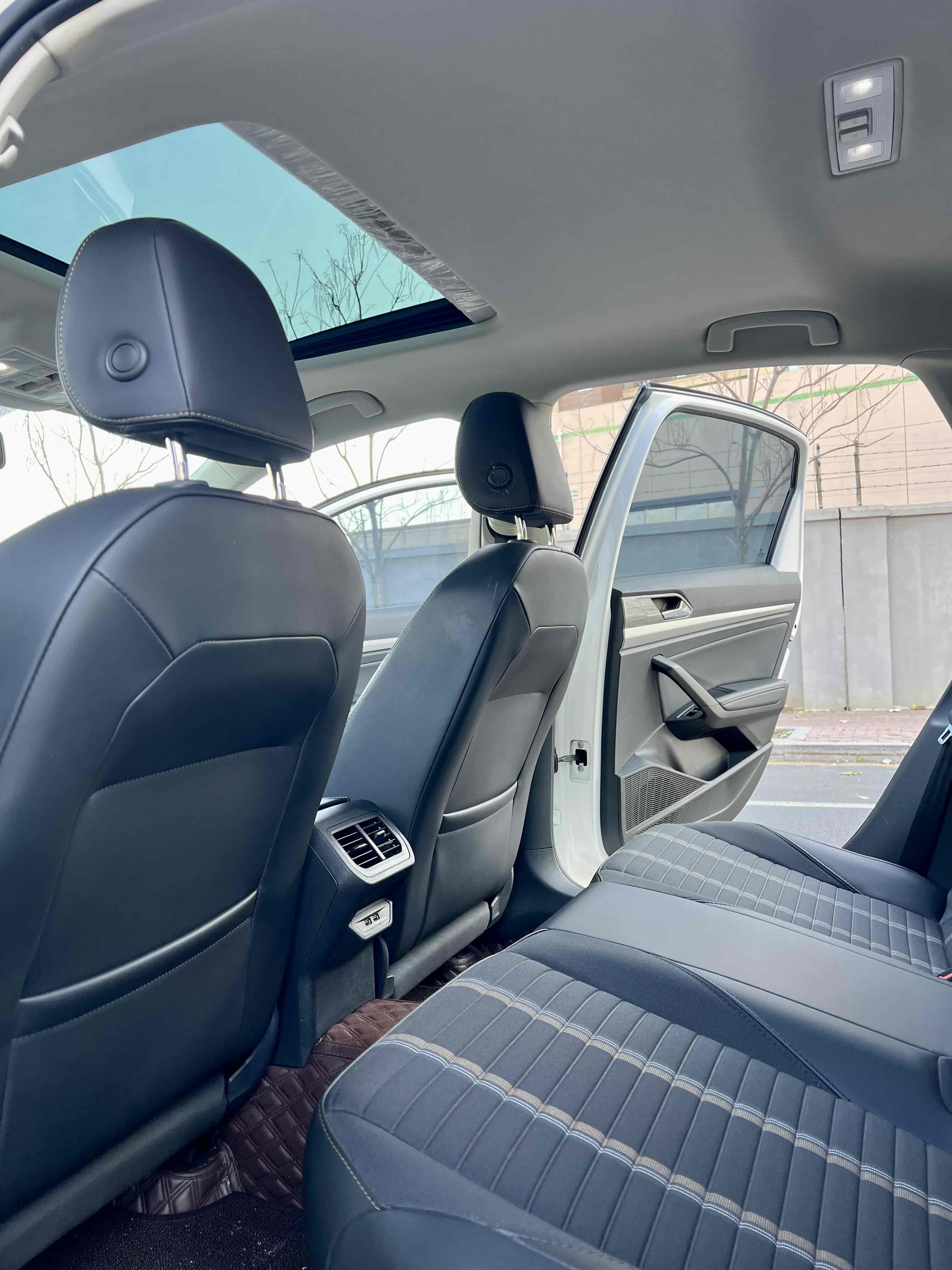 Volkswagen Lavida 2020 car image #5