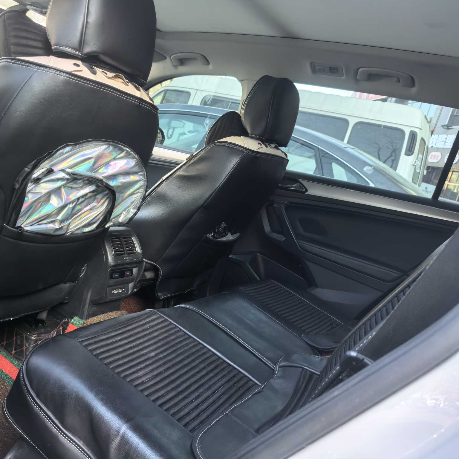 Volkswagen Tiguan L 2020 car image #5