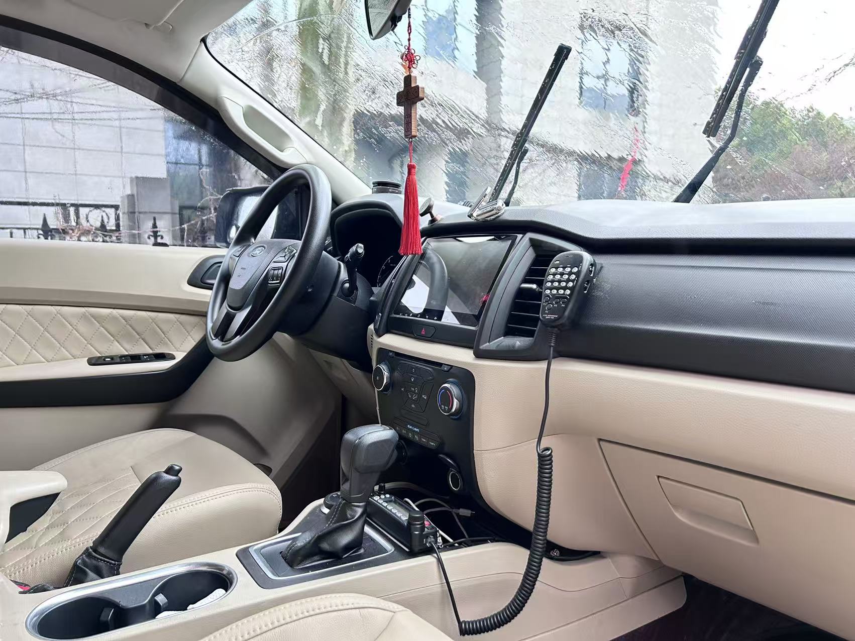 Ford Everest 2019 car image #5