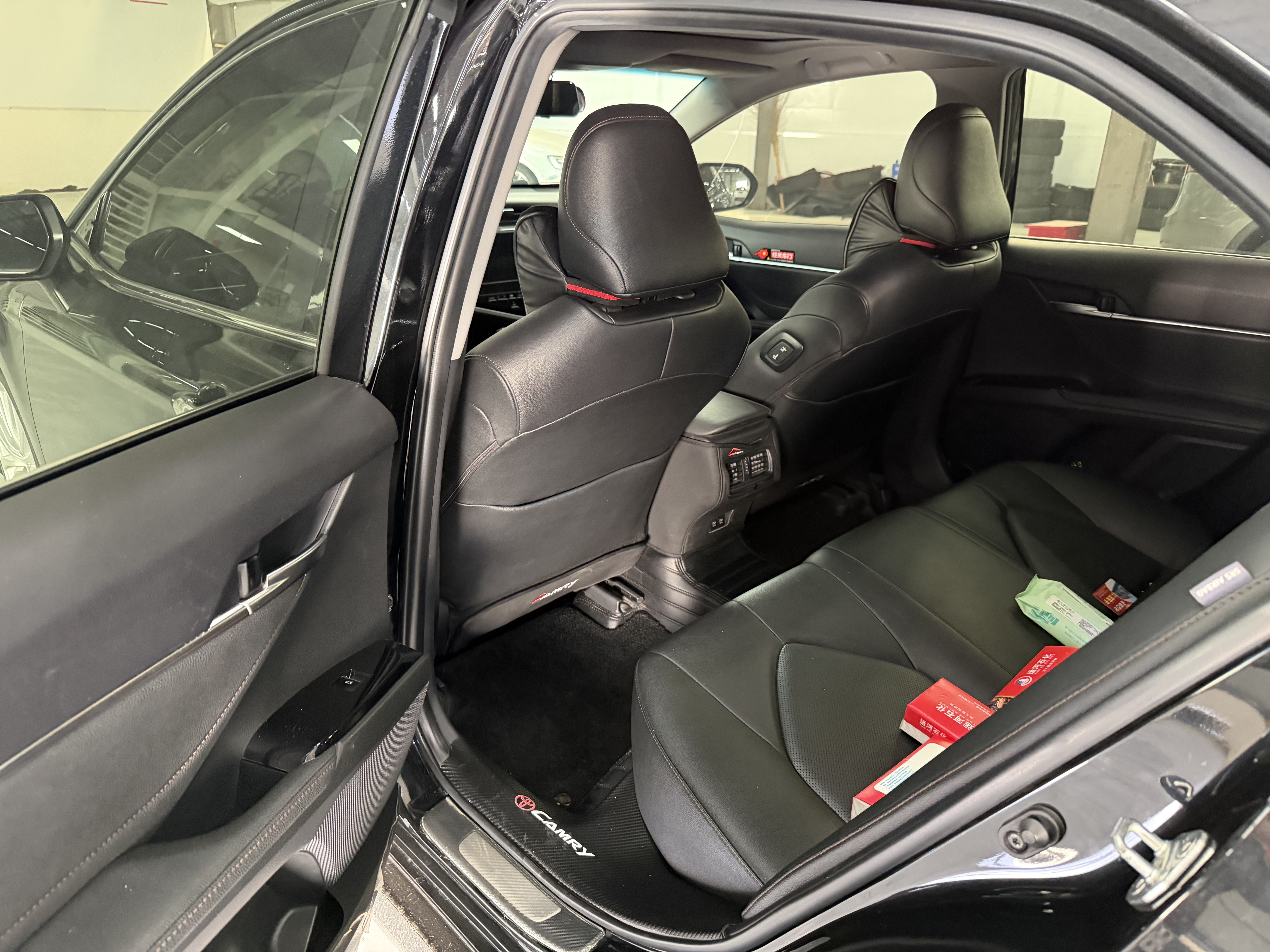 Toyota Camry 2020 immagine di auto #5