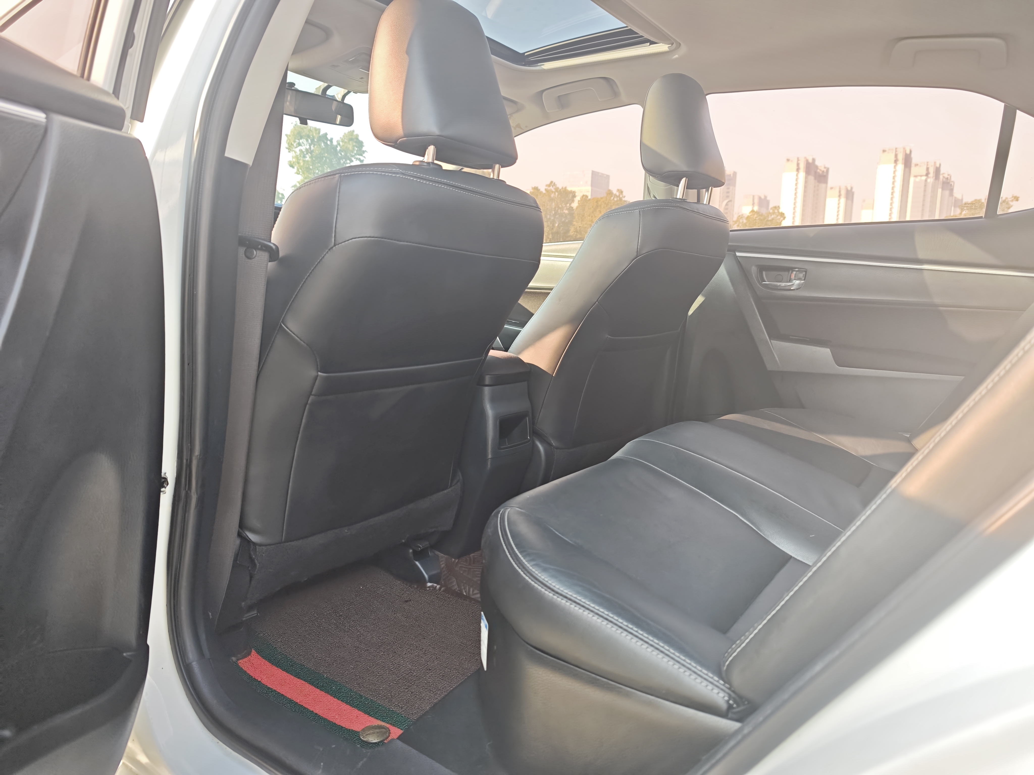 Toyota Corolla Hybird E+ 2020 immagine di auto #5