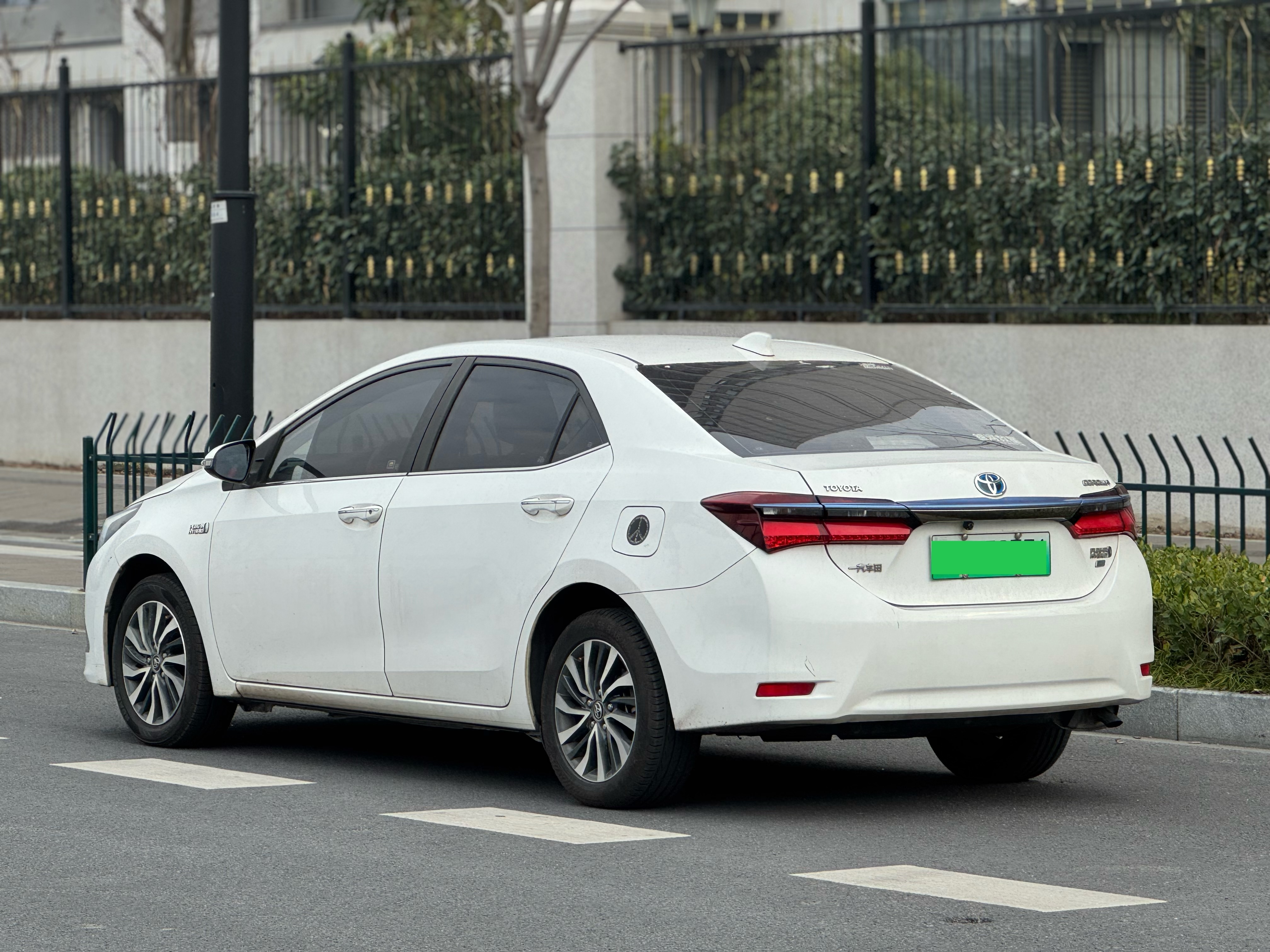 Toyota Corolla Hybird E+ 2019 изображение автомобиля #5