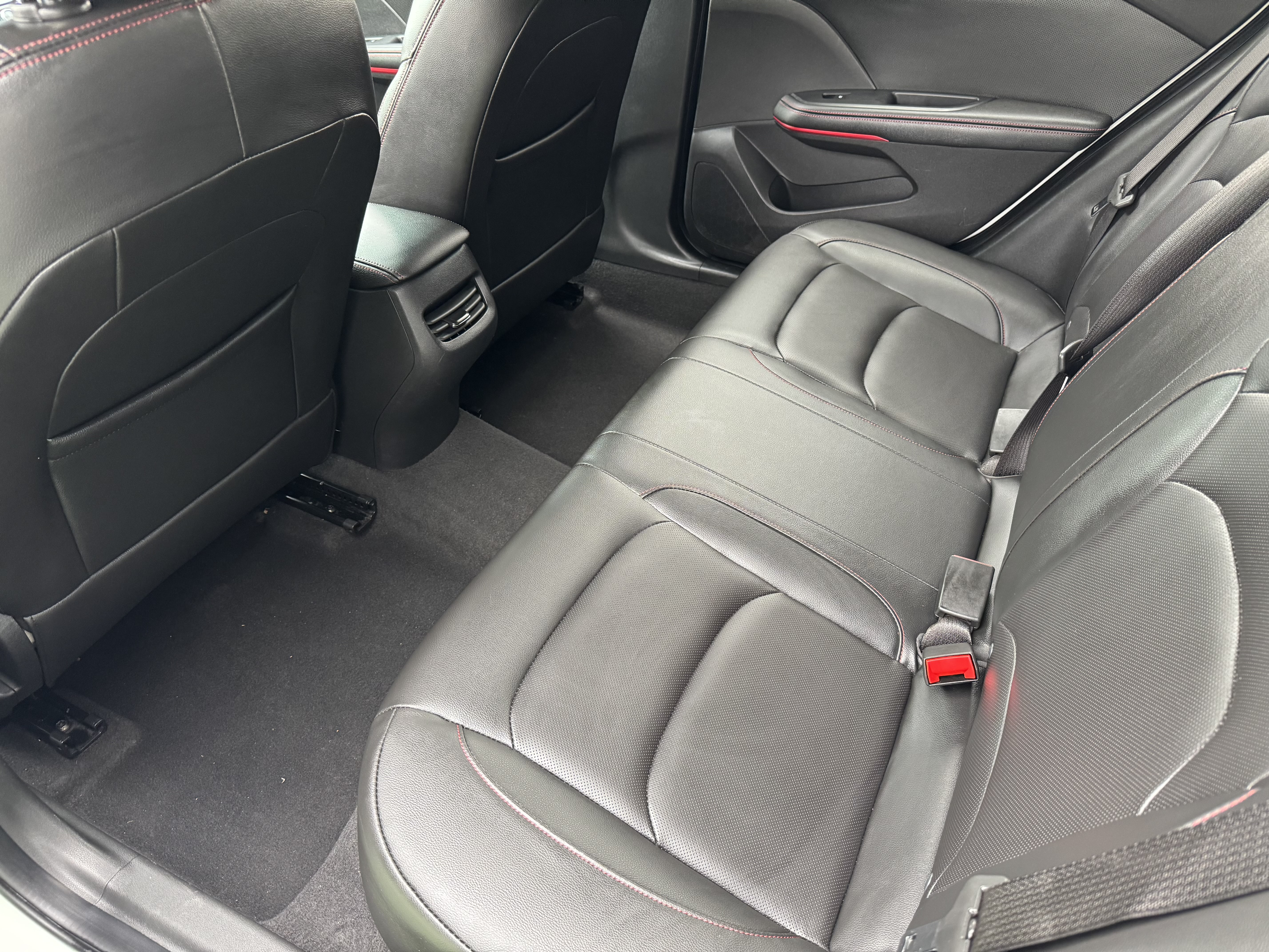 Chevrolet 2020 car image #5