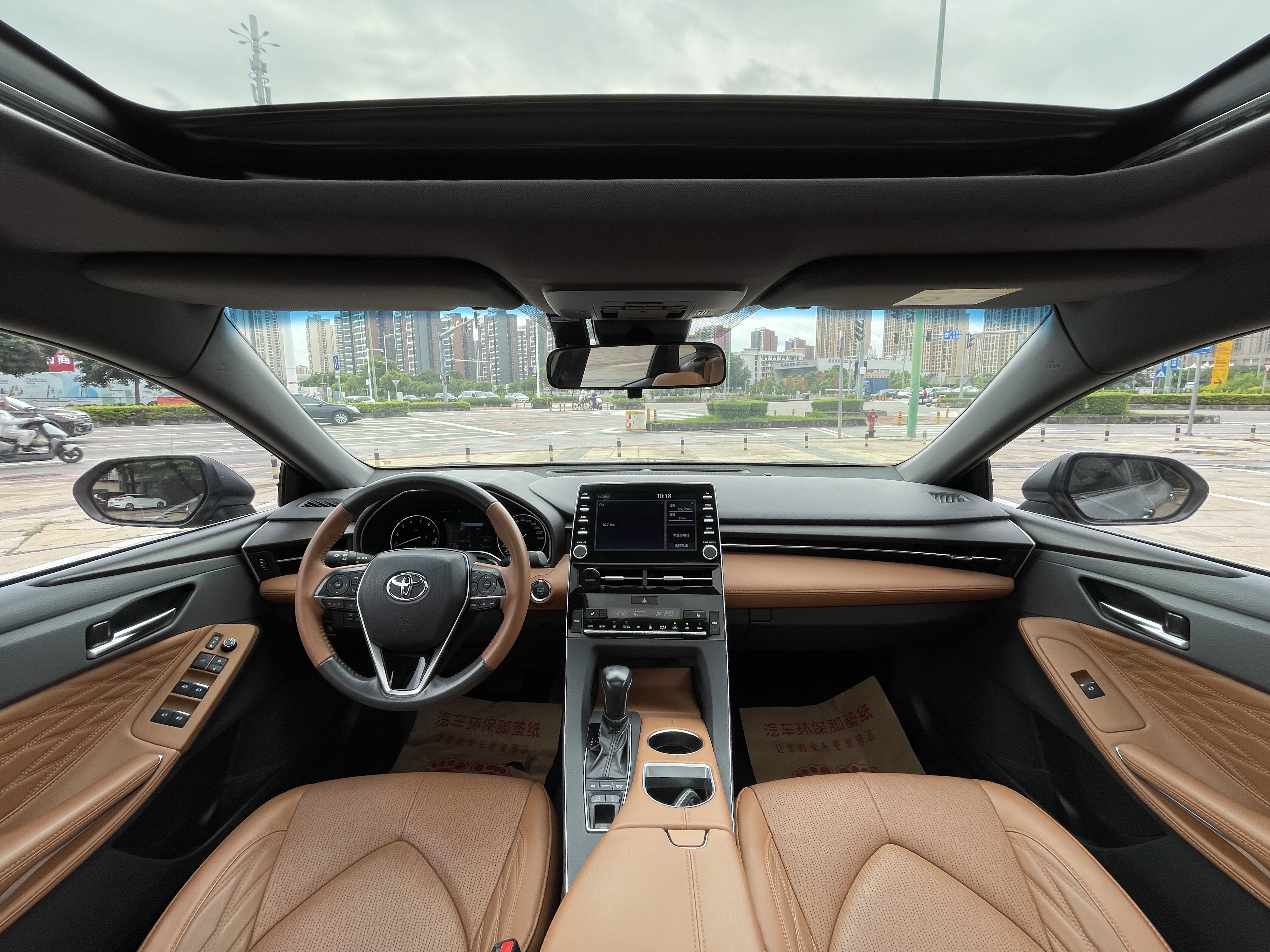 Toyota Avalon 2021 car image #5