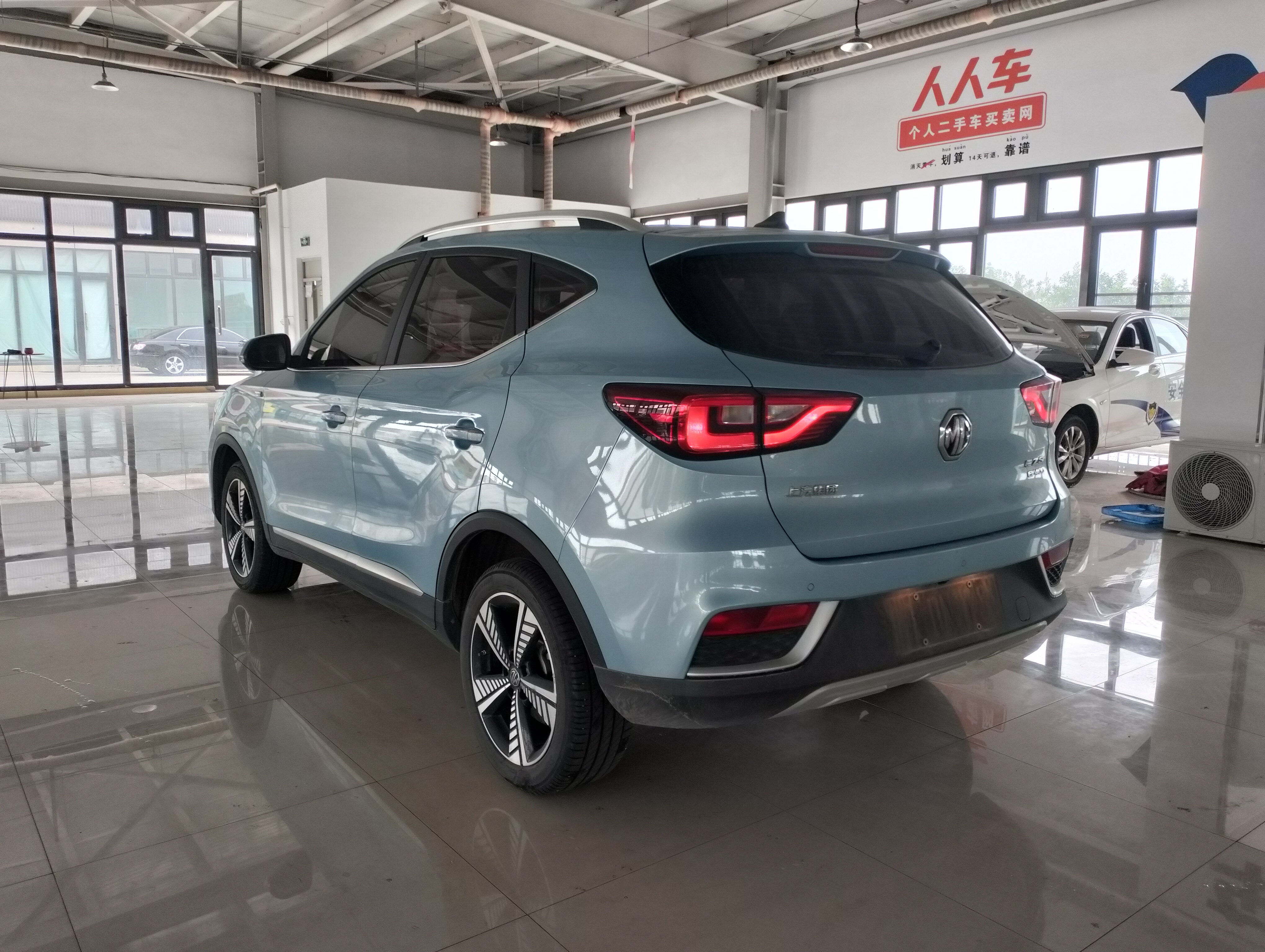 MG EZS Electric 2019 #5 MG EZS Electric 2019 car image #5