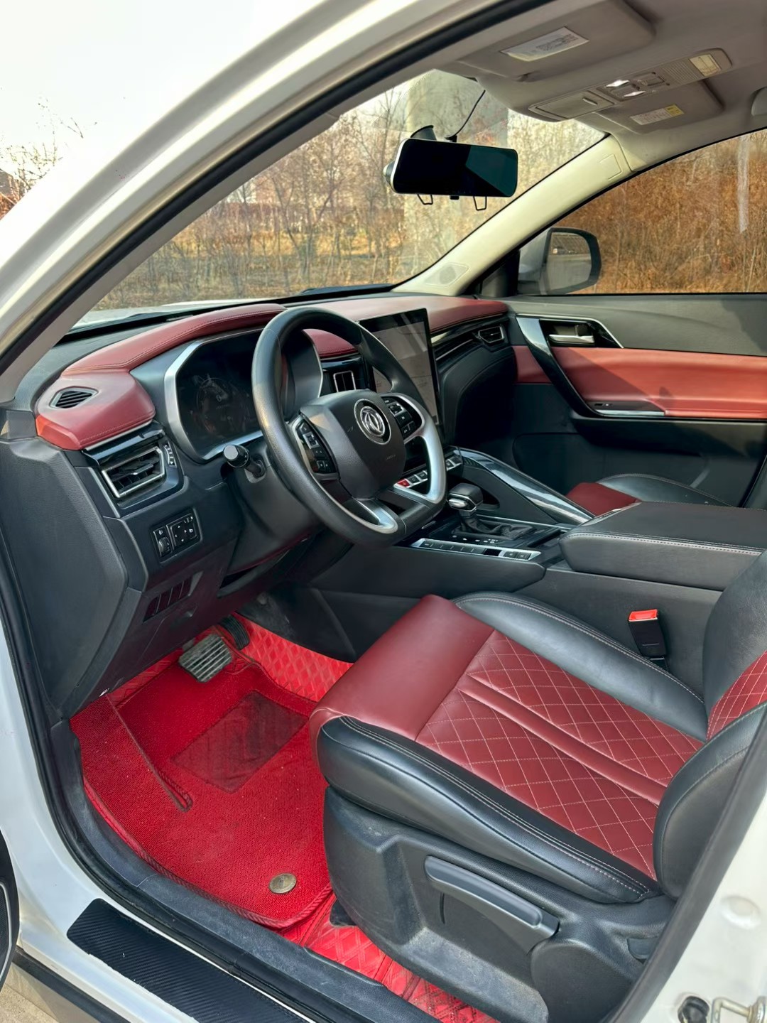 Forthing T5 L 2019 #5 Forthing T5 L 2019 car image #5