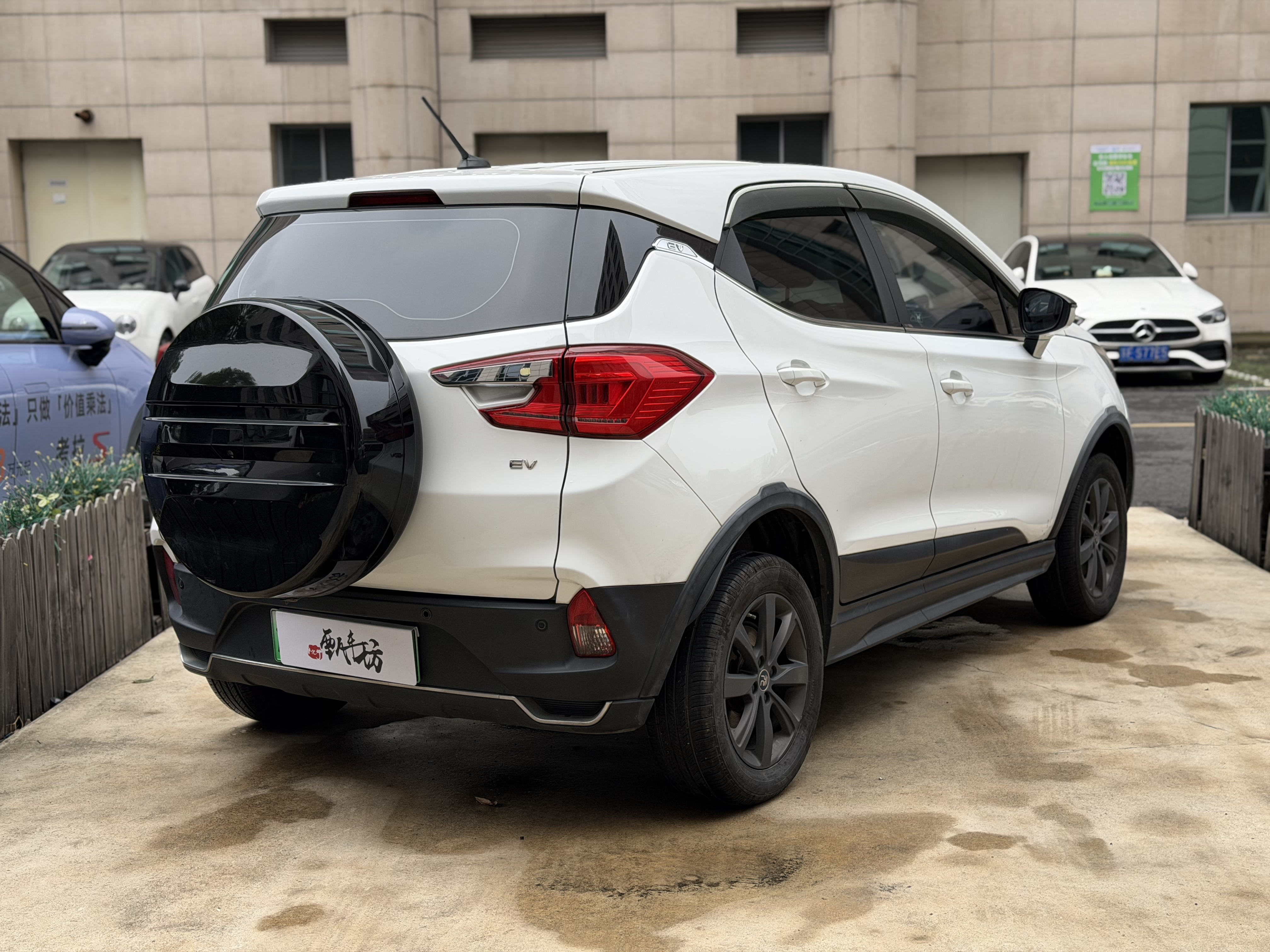 BYD Yuan New Energy 2019 car image #5