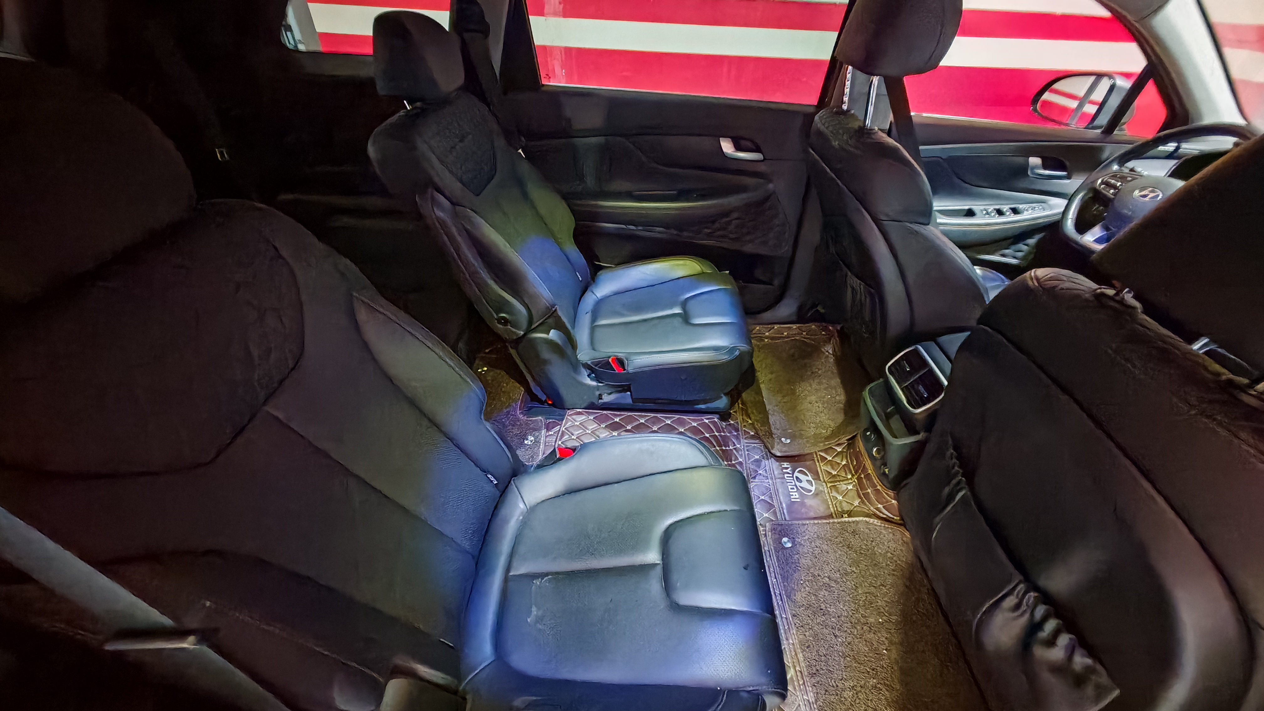 Hyundai Santa Fe 2019 immagine di auto #5