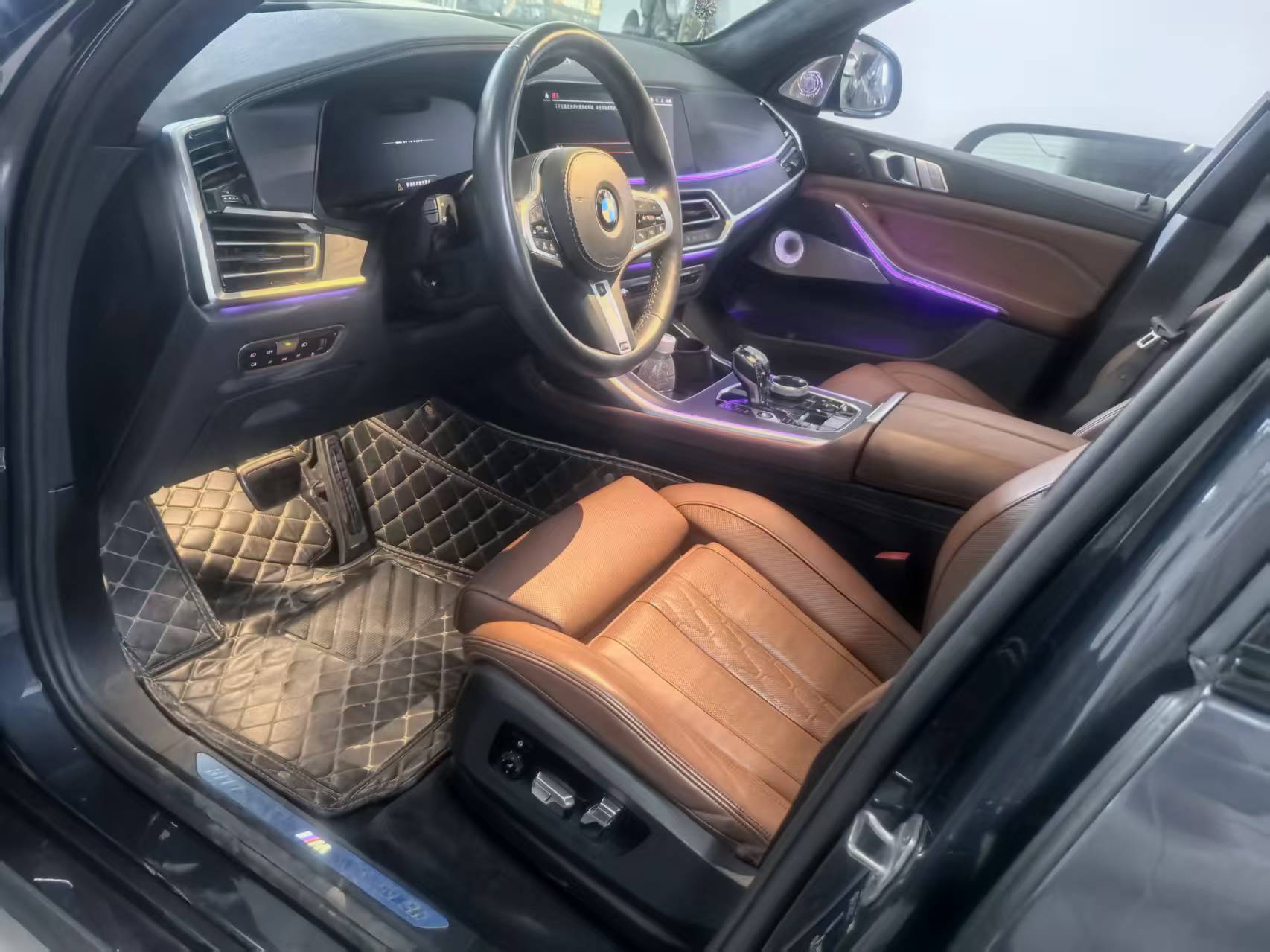 BMW X7 M60i 2019 #5 BMW X7 M60i 2019 car image #5