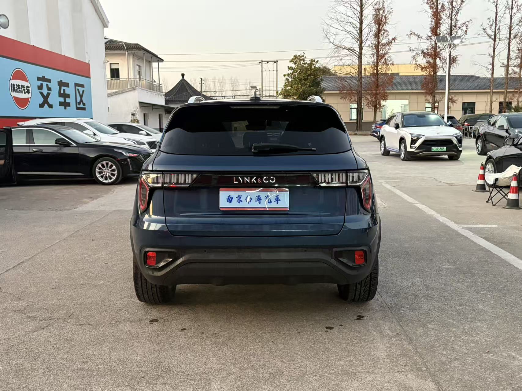 Lynk & Co 2019 #5 Lynk & Co 2019 car image #5