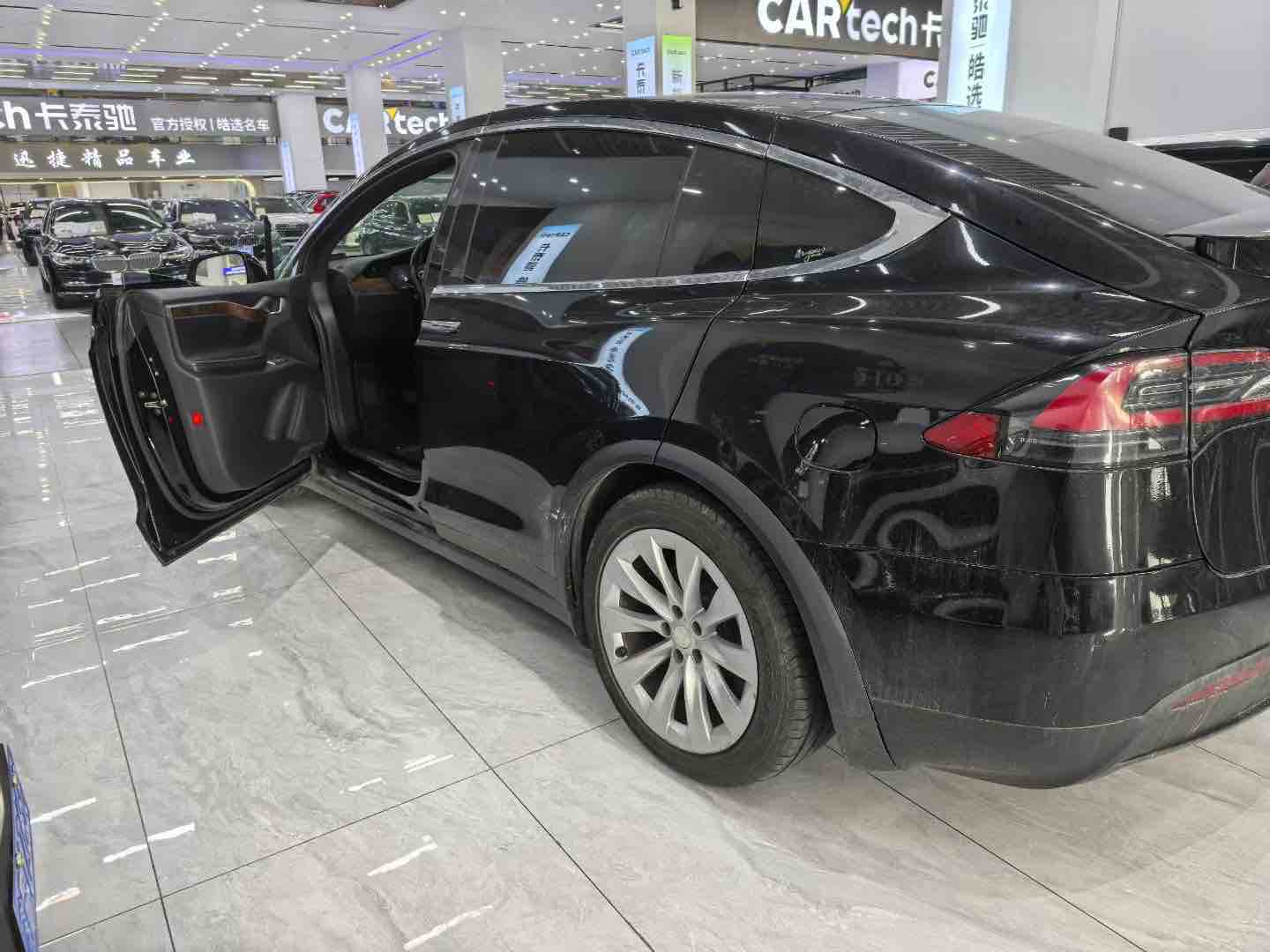 特斯拉 Model X 2019 汽车图片 #5