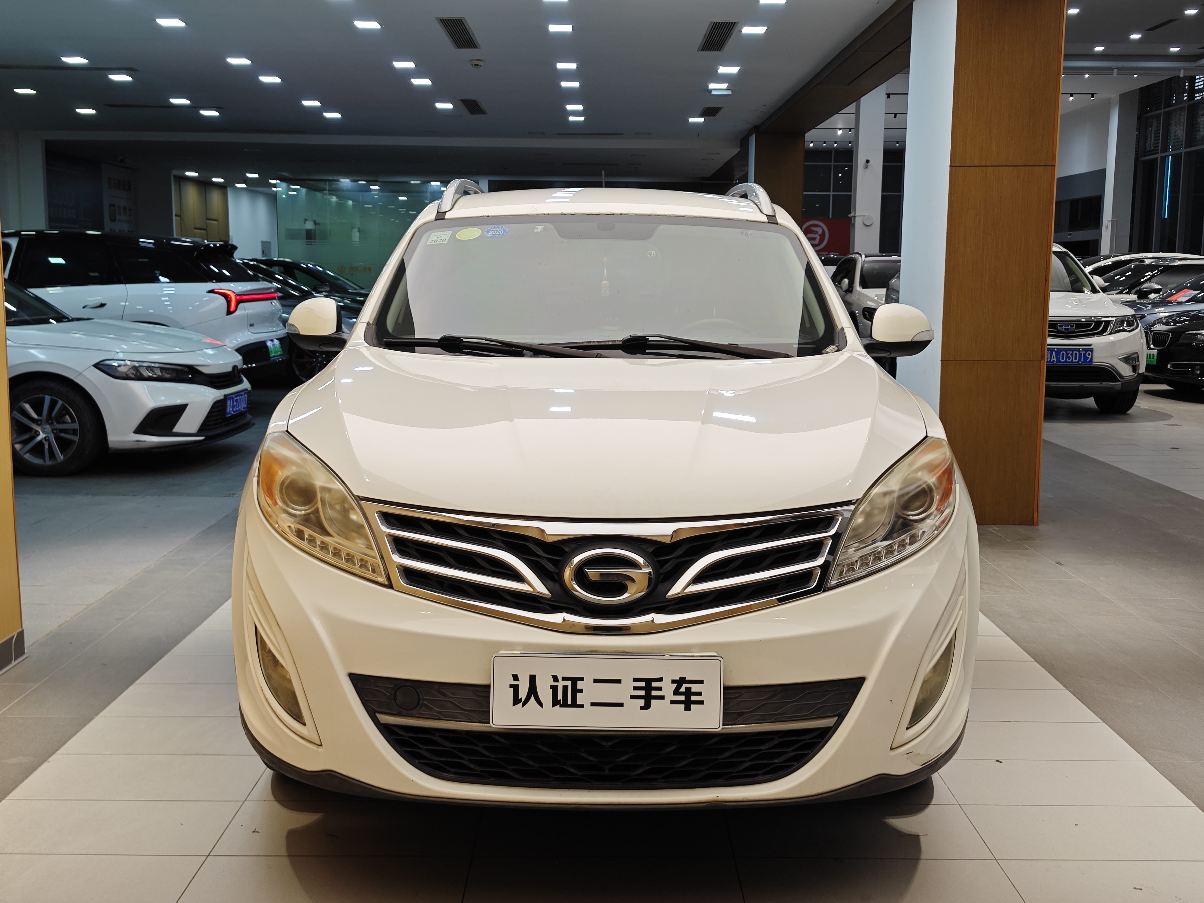 GAC Trumpchi GS5 2014 image de voiture #5