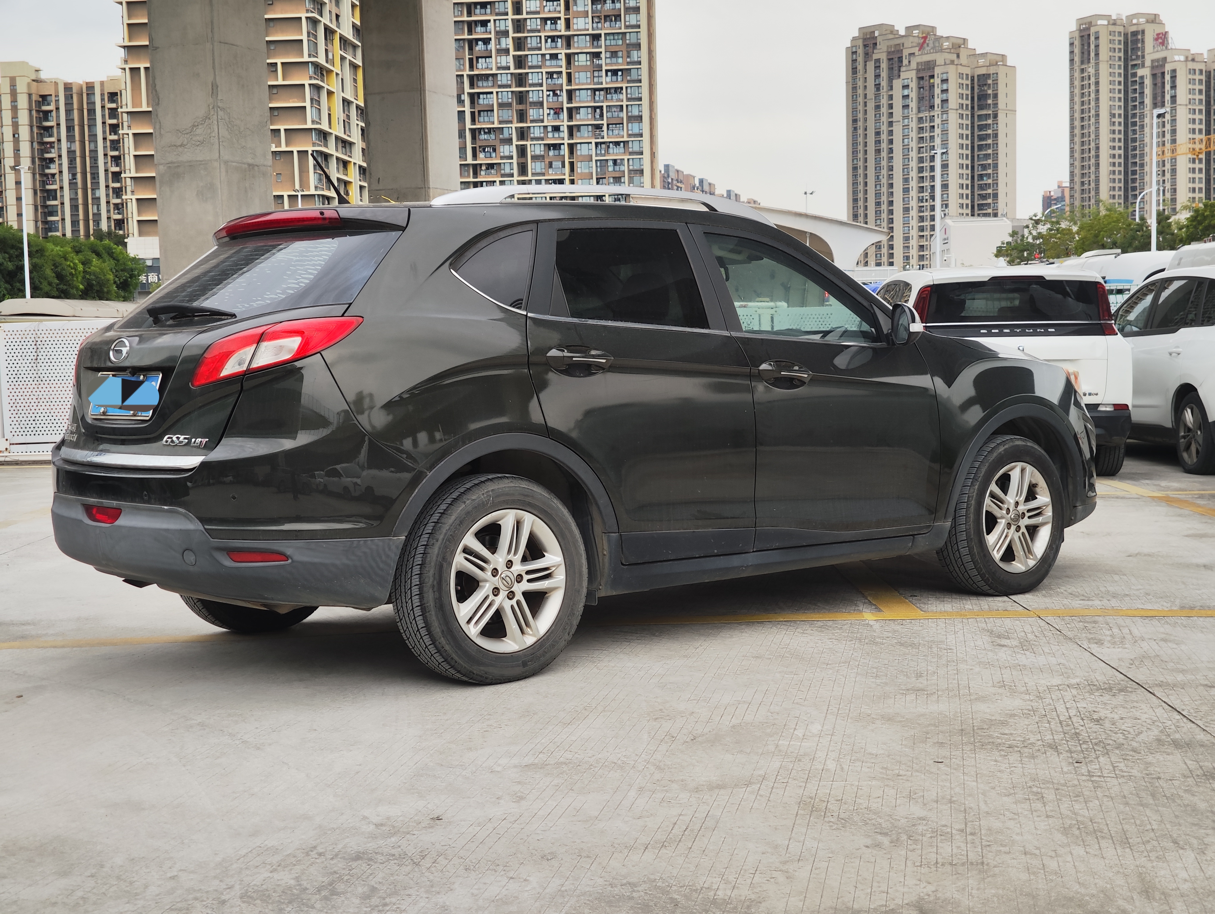 GAC Trumpchi GS5 2014 #5 GAC Trumpchi GS5 2014 car image #5