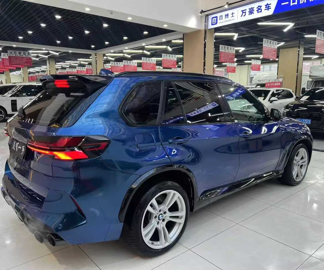 BMW X5 M 2013 #5 BMW X5 M 2013 car image #5