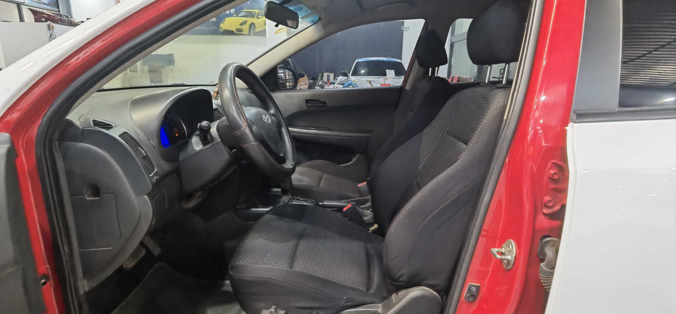 Hyundai i30 2011 #5 Hyundai i30 2011 صورة سيارة #5