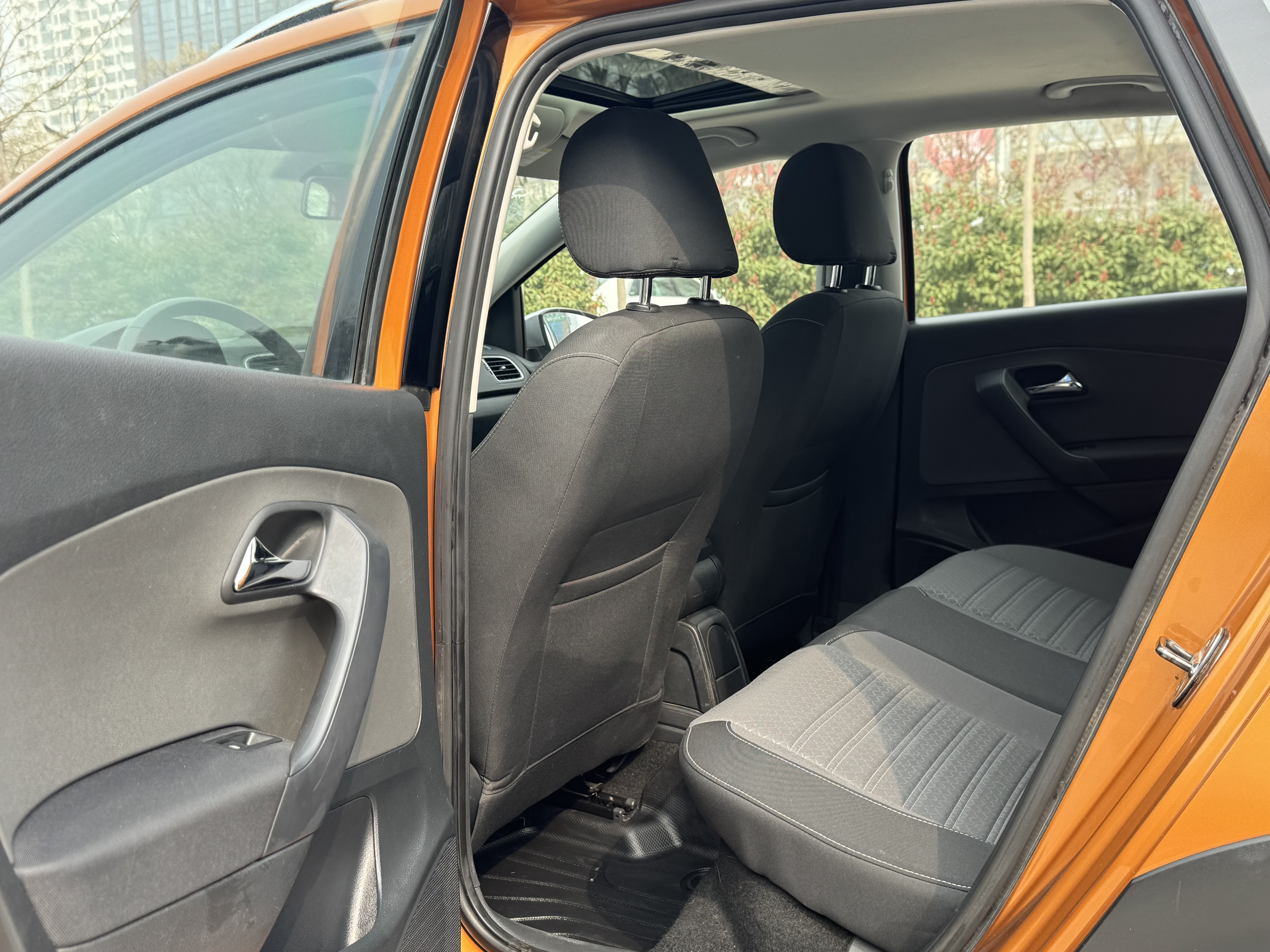 Polo 2015 #5 Polo 2015 car image #5