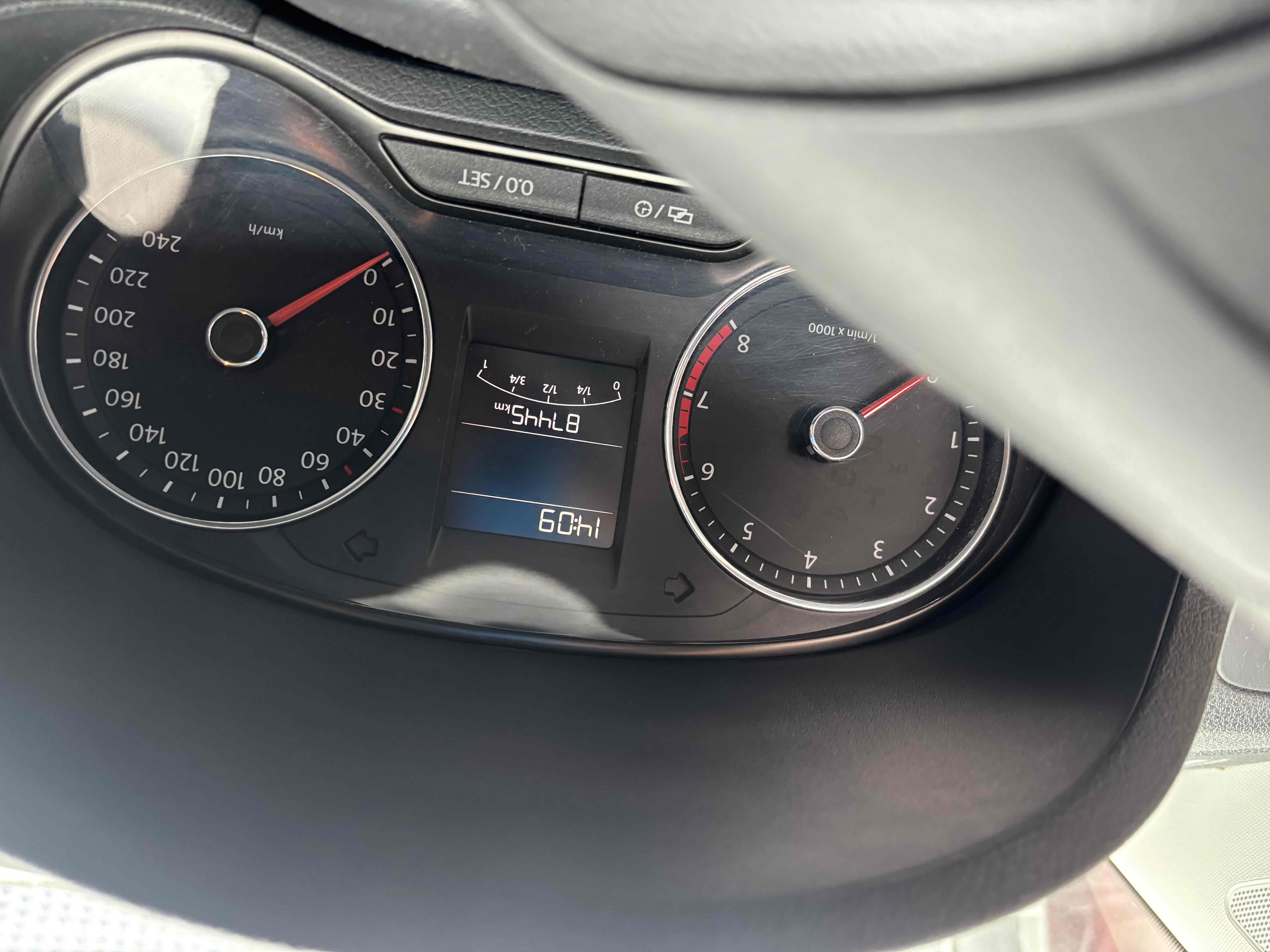 Volkswagen Polo 2015 car image #5