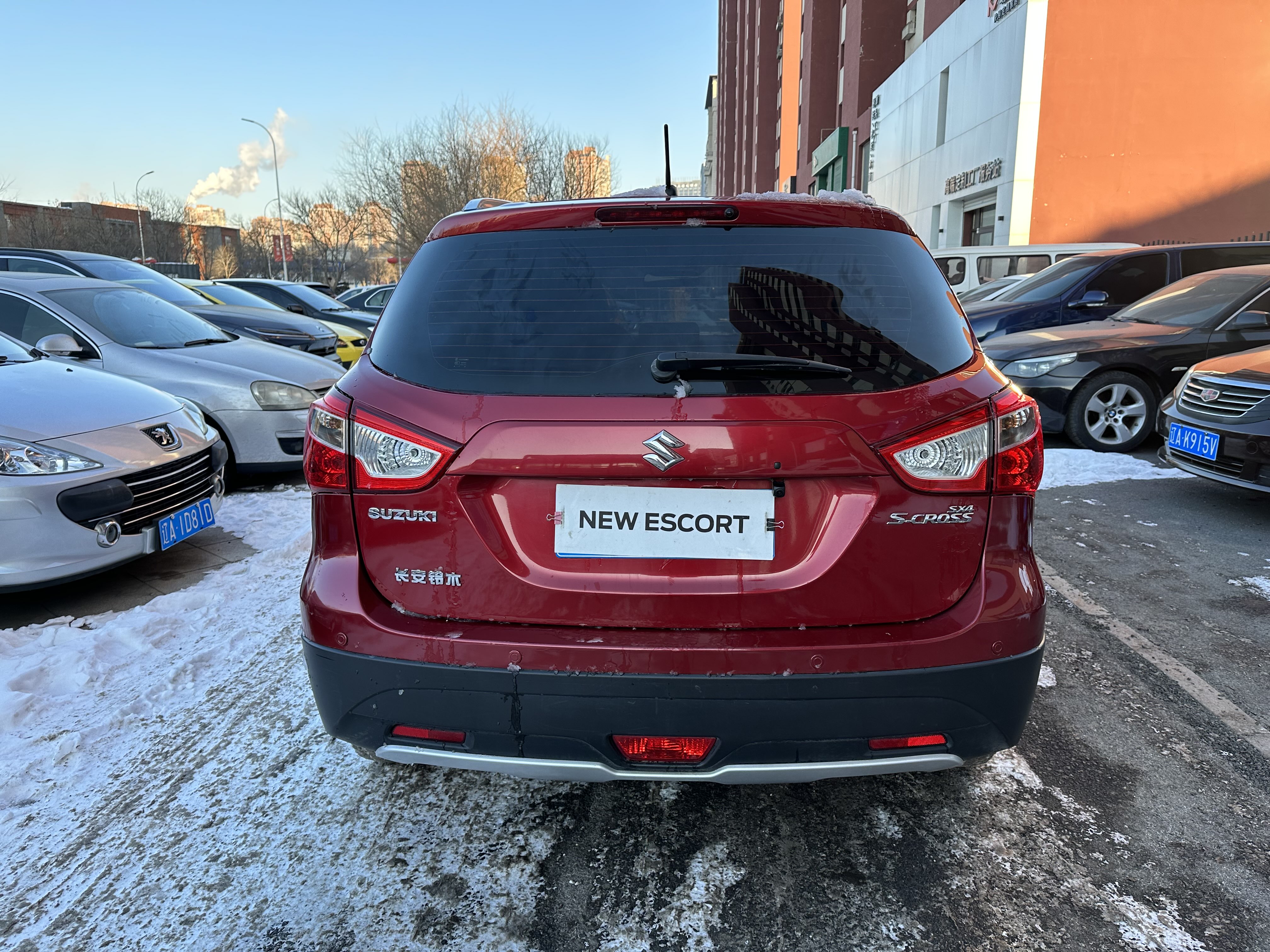 Suzuki S-Cross 2014 immagine di auto #5