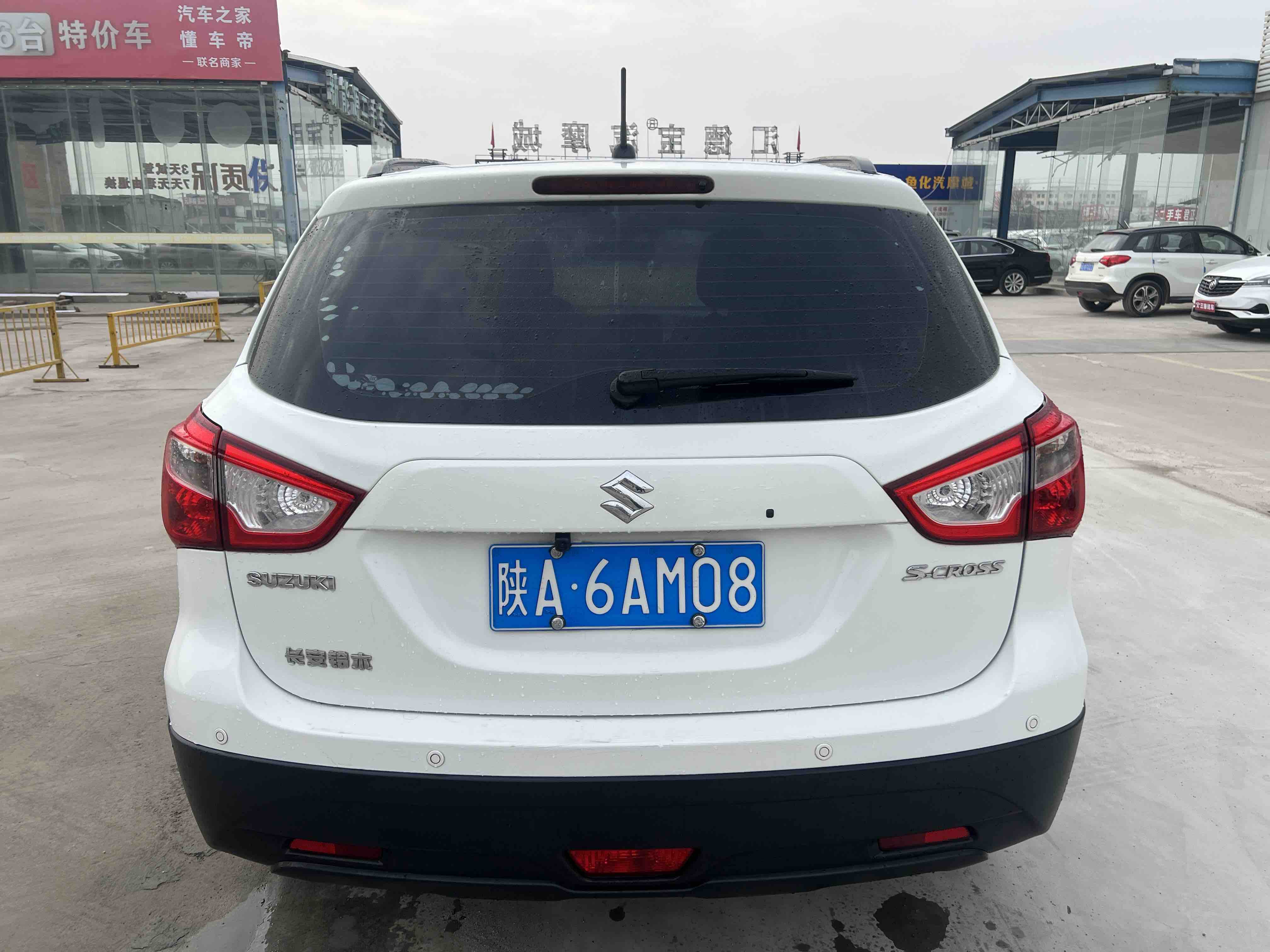 Suzuki S-Cross 2014 صورة سيارة #5