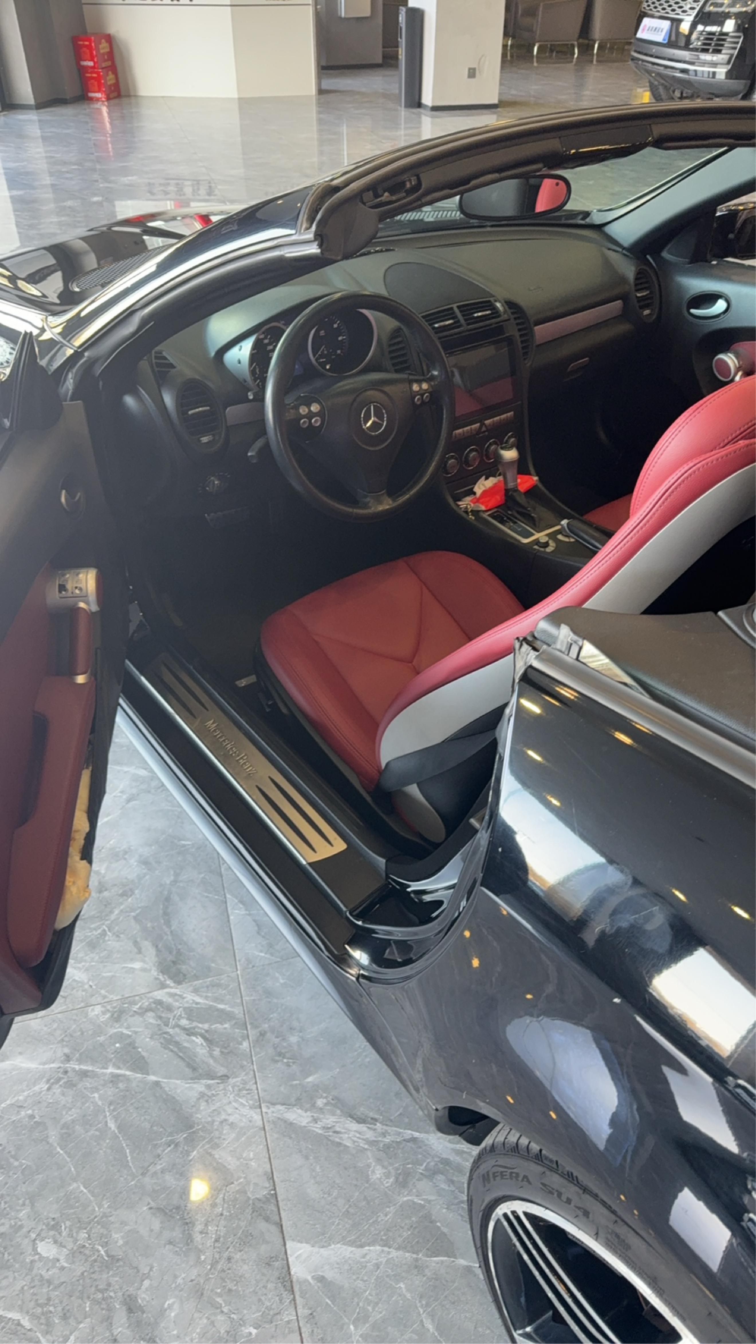 Mercedes-Benz SL Class 2008 car image #5