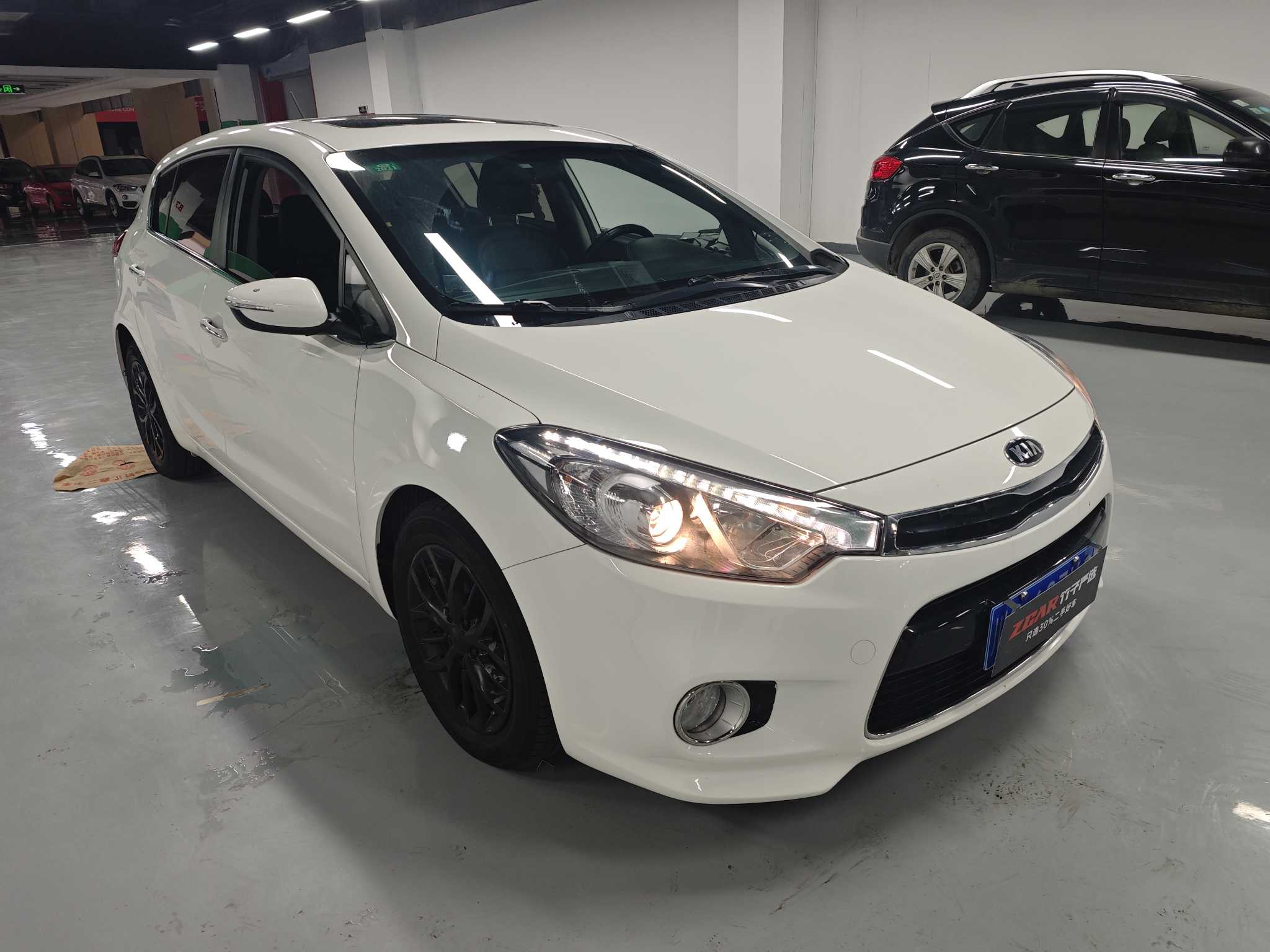 Kia Forte Koup 2014 car image #5