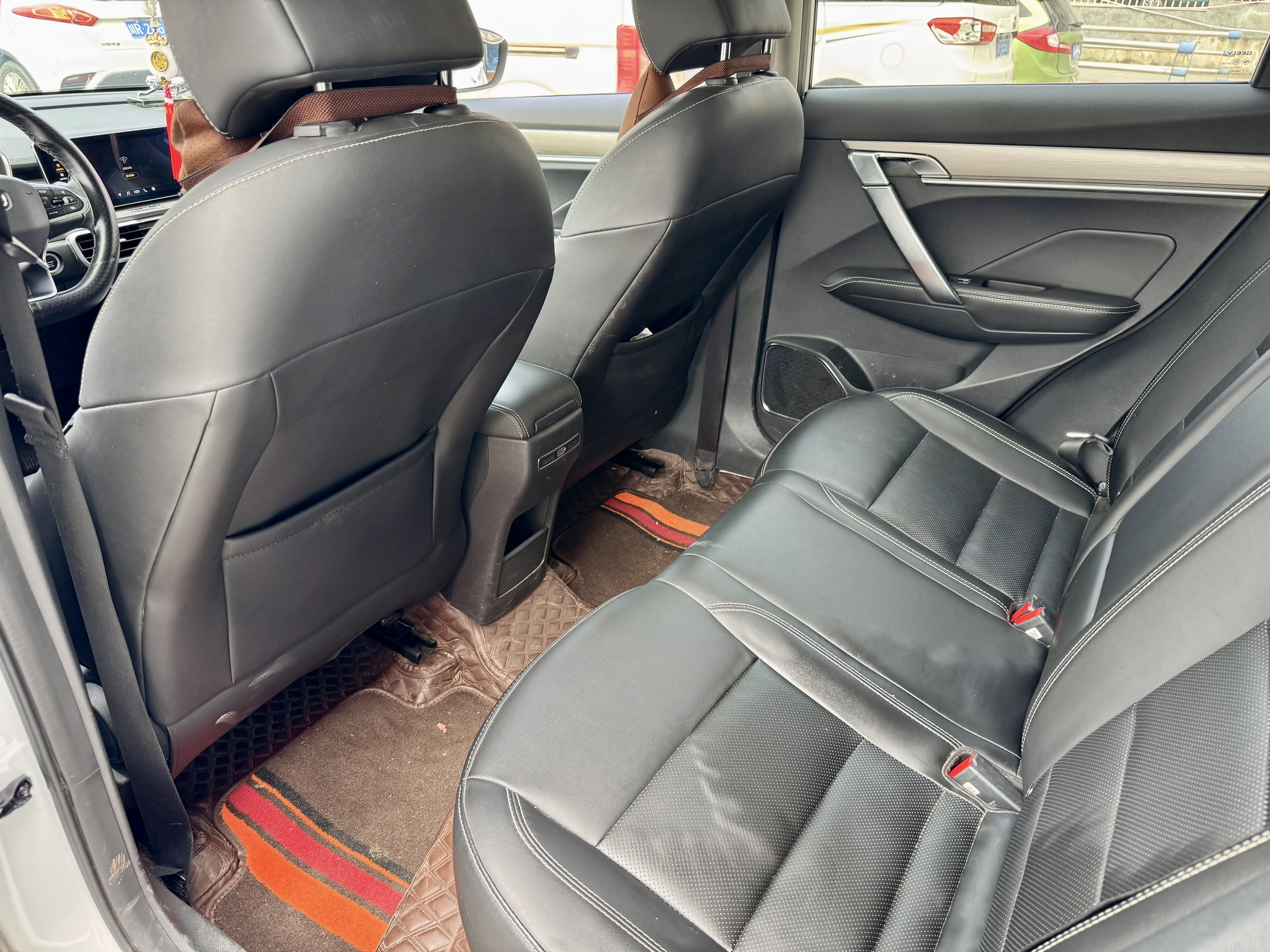 GEELY Coolray 2019 car image #5