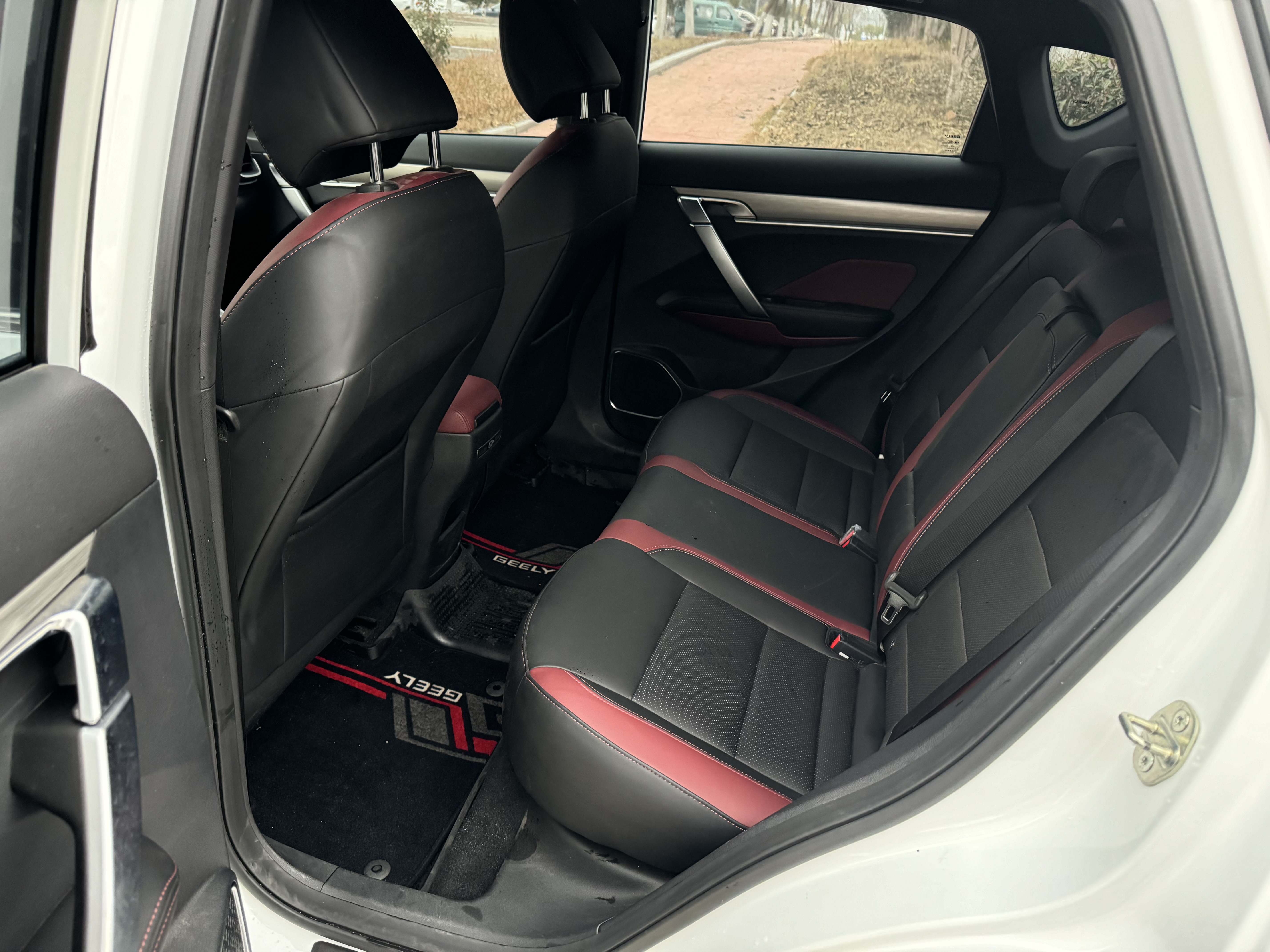 GEELY Coolray 2019 car image #5