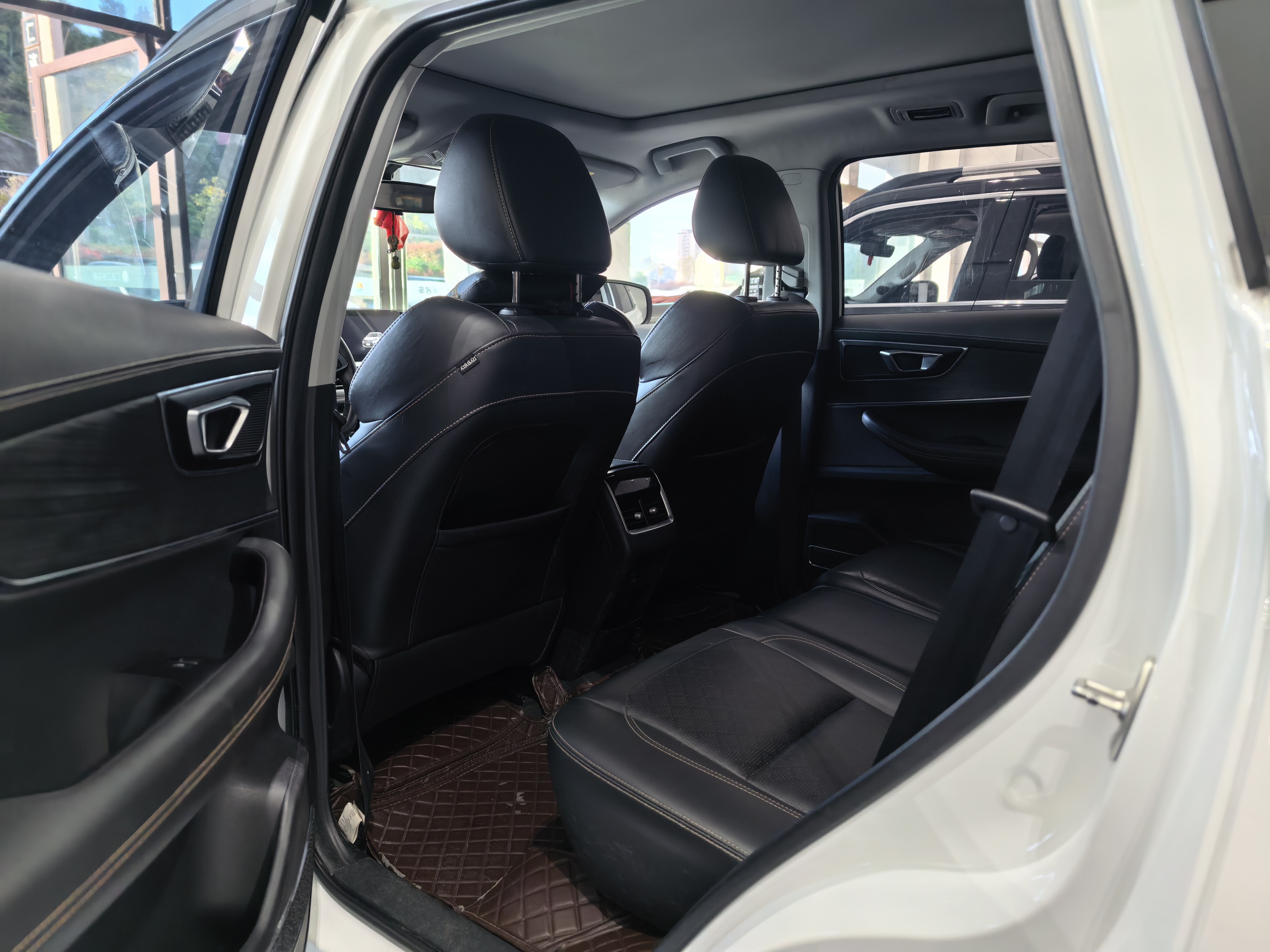 Tiggo 8 2019 #5 Tiggo 8 2019 car image #5