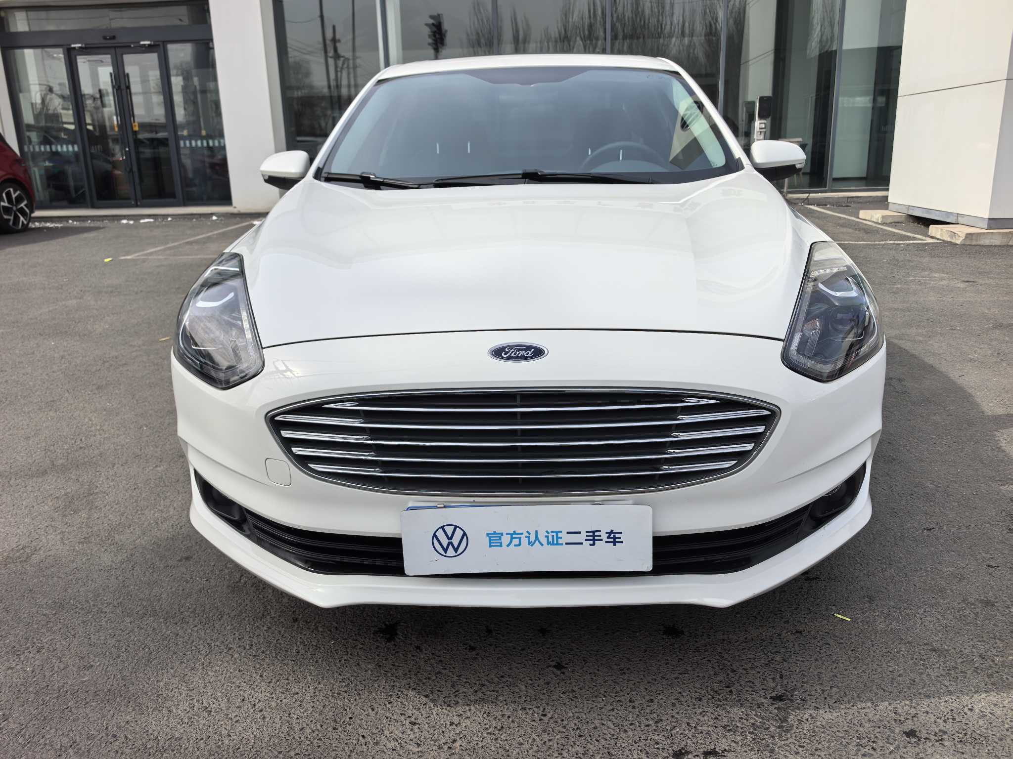 Ford Escort 2021 car image #5