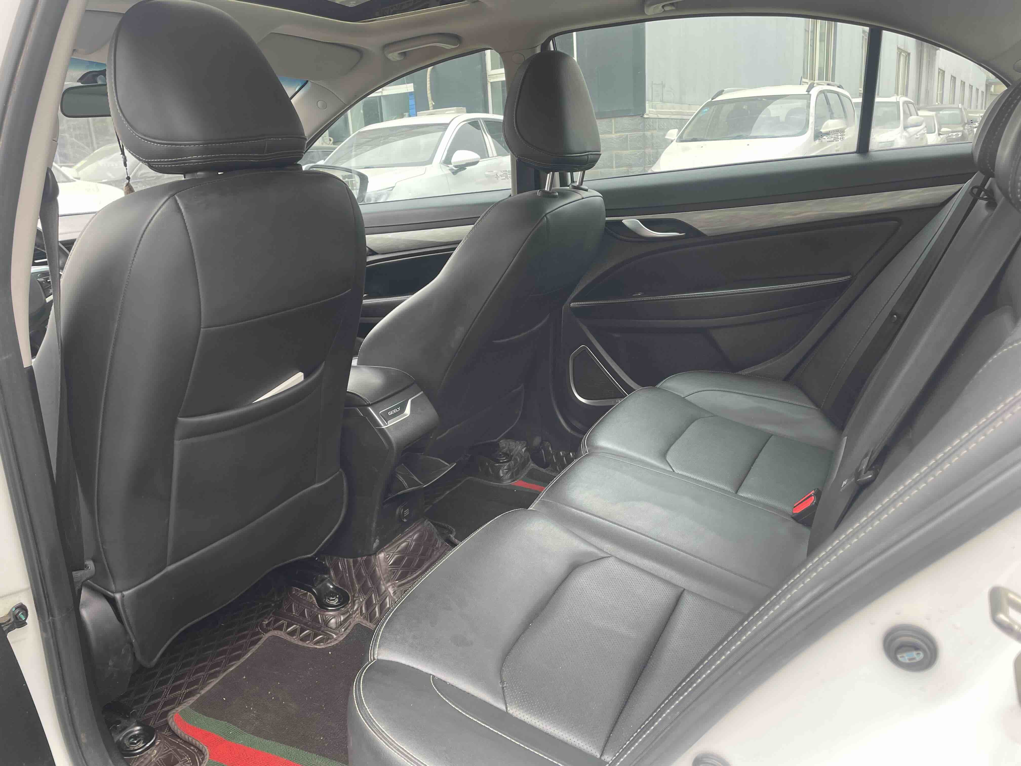 Emgrand 2019 #5 Emgrand 2019 car image #5