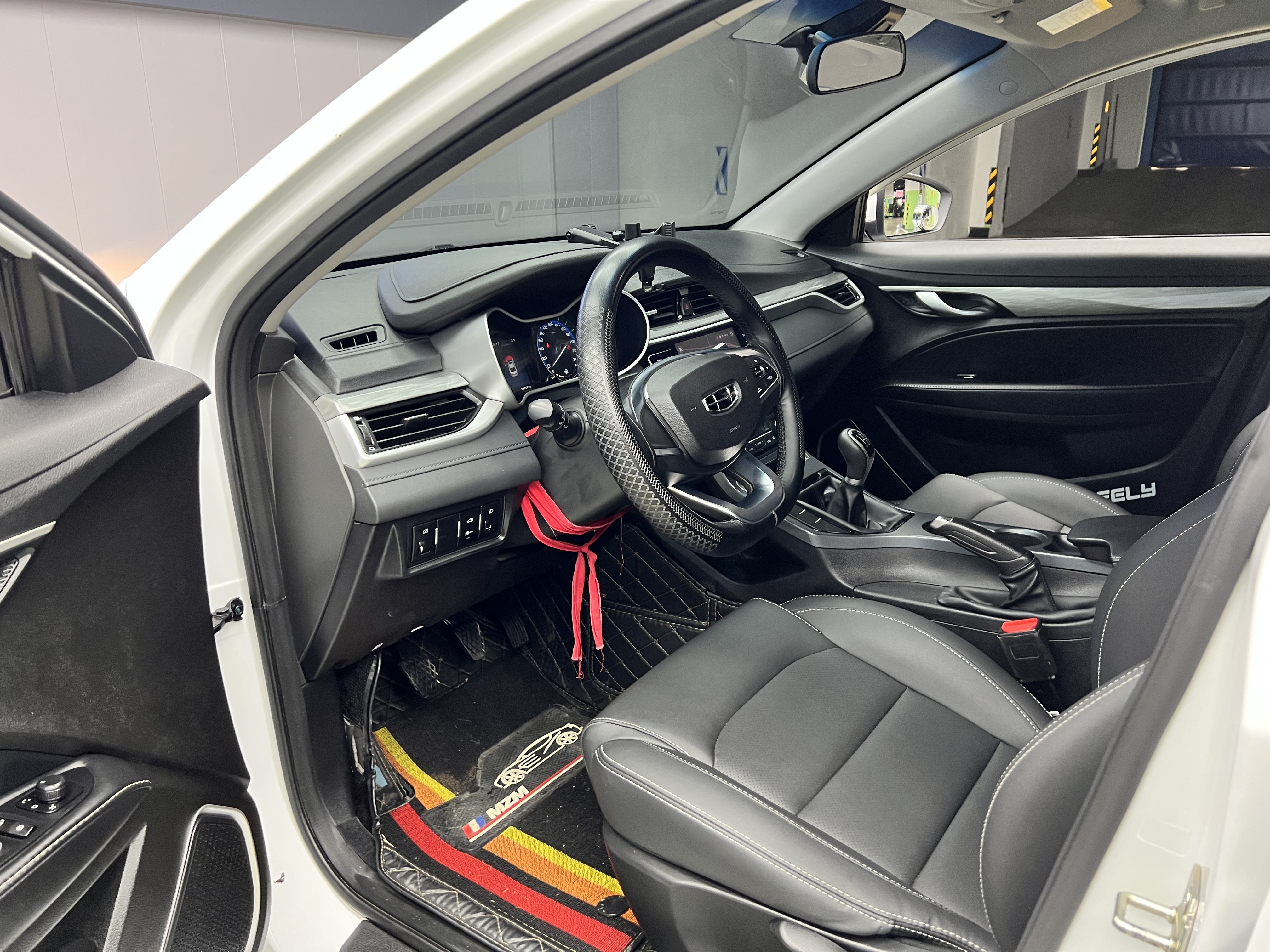 GEELY Emgrand 2020 #5 GEELY Emgrand 2020 car image #5