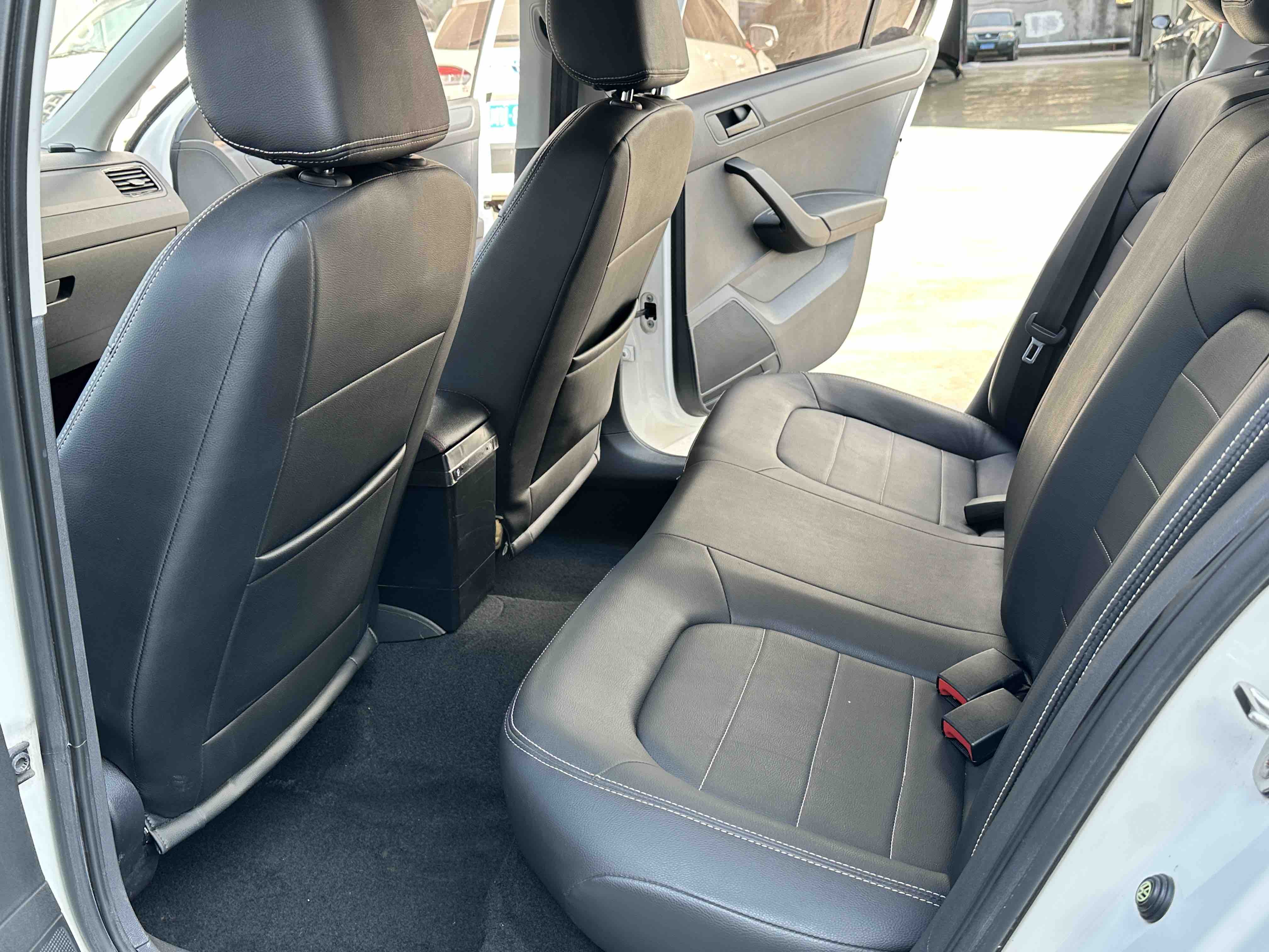 Santana 2020 car image #5