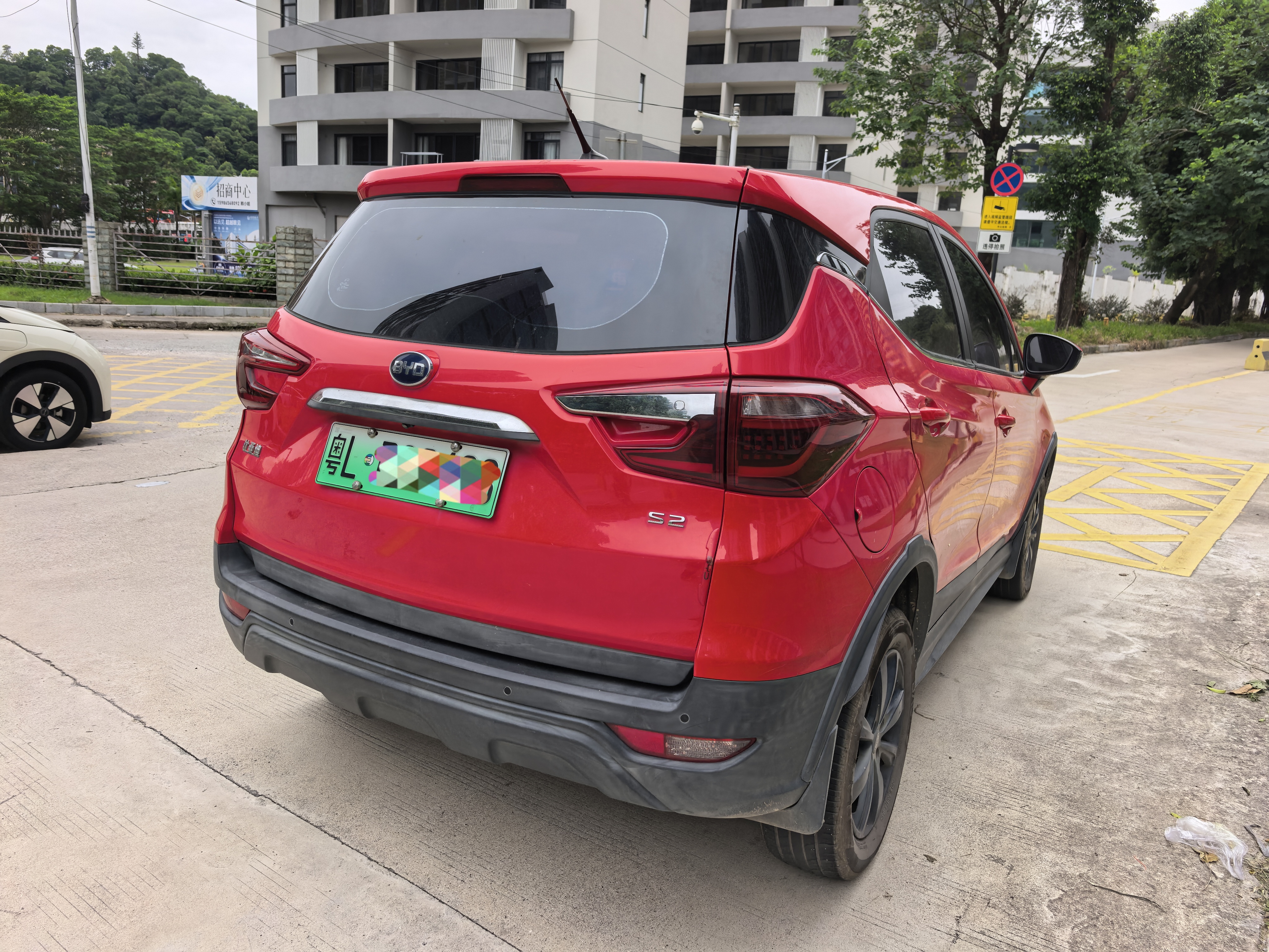 BYD S2 2019 car image #5