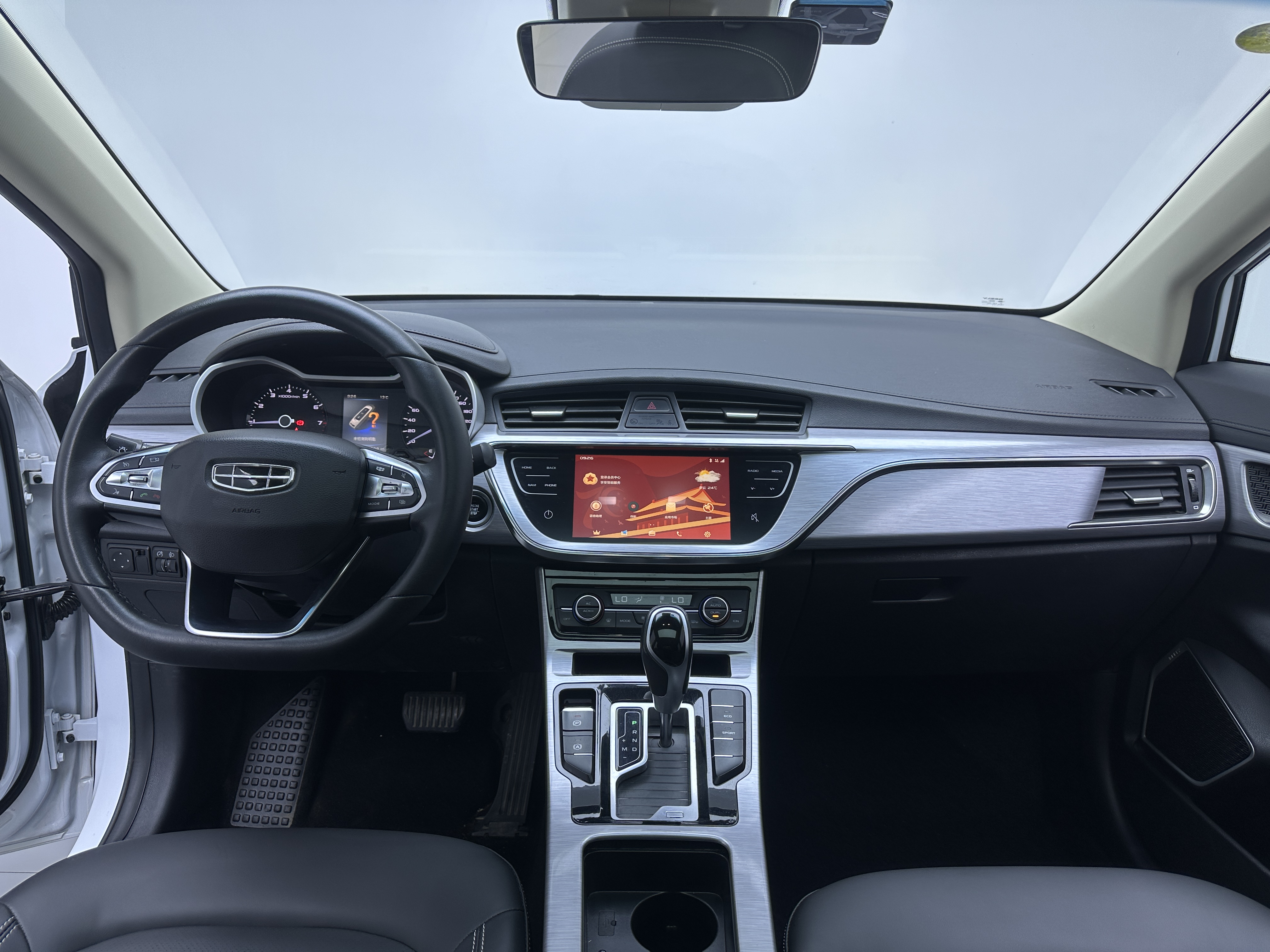 Emgrand GS 2019 #5 Emgrand GS 2019 car image #5