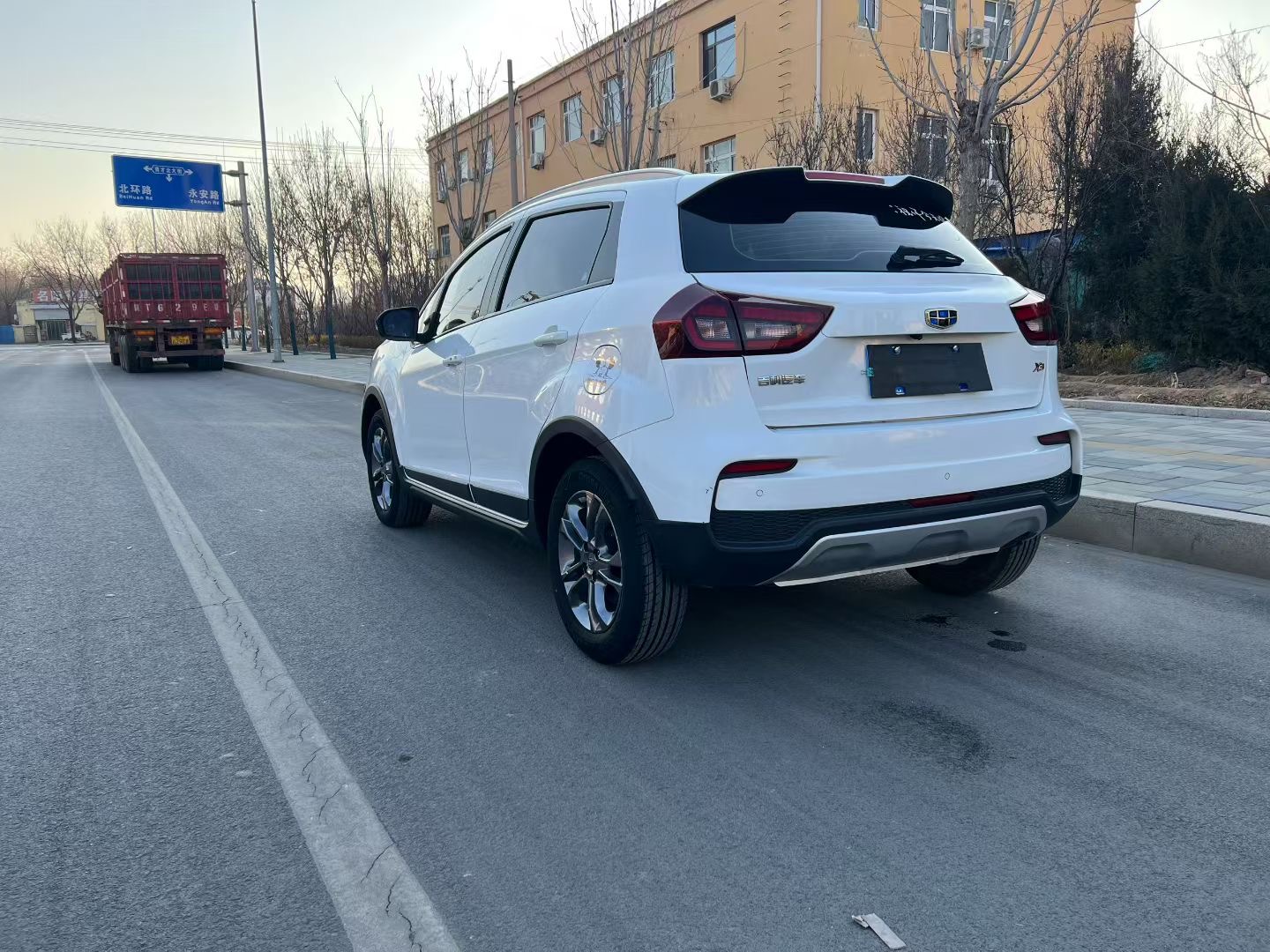 2021 car image #5