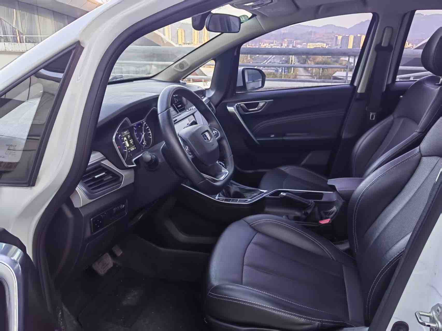 GEELY 2019 car image #5