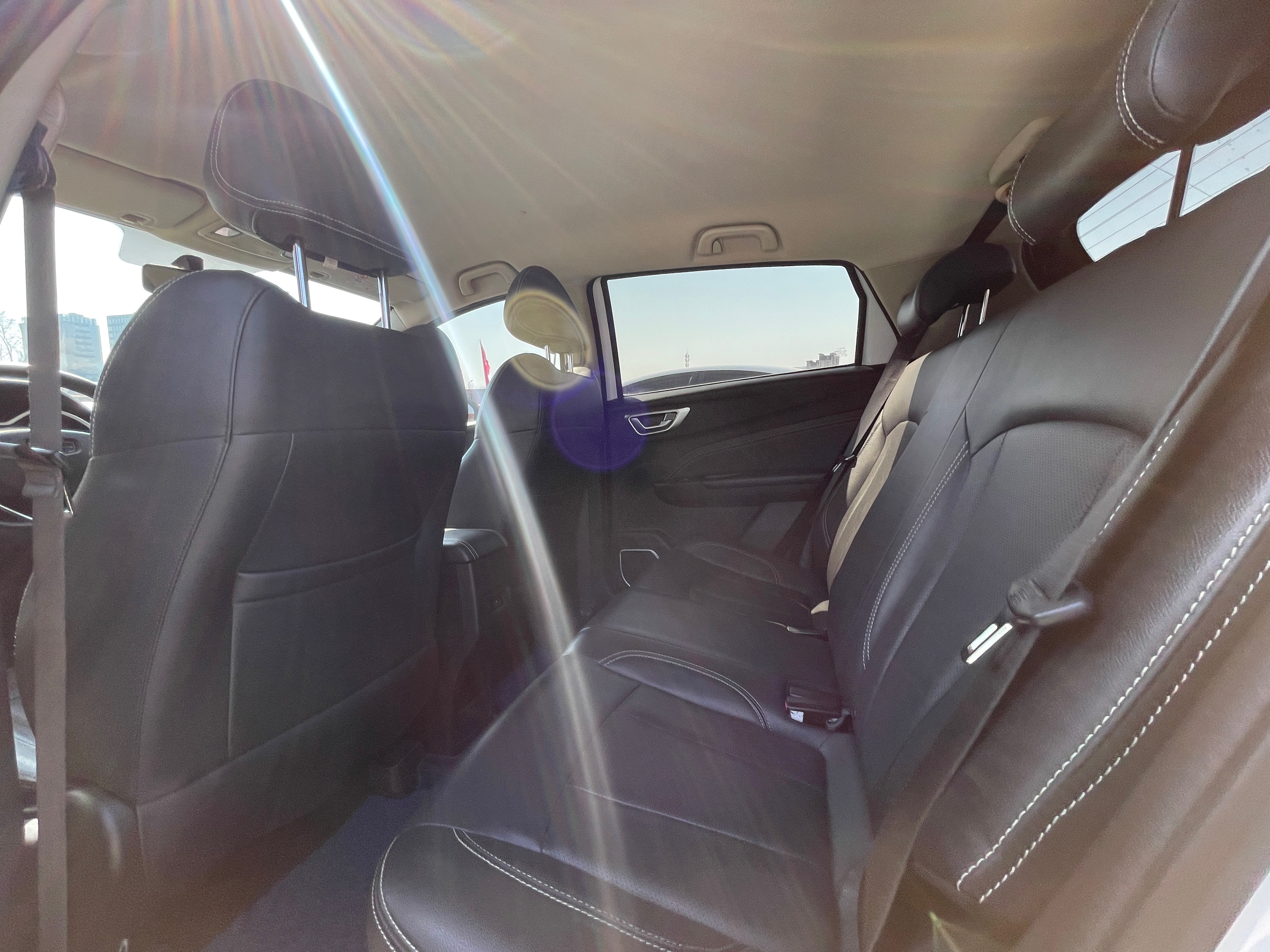 2019 immagine di auto #5