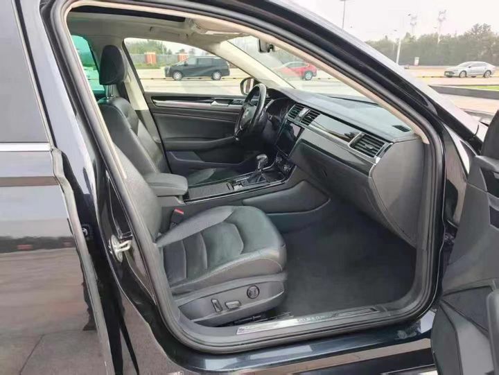 Volkswagen Phideon 2019 immagine di auto #5