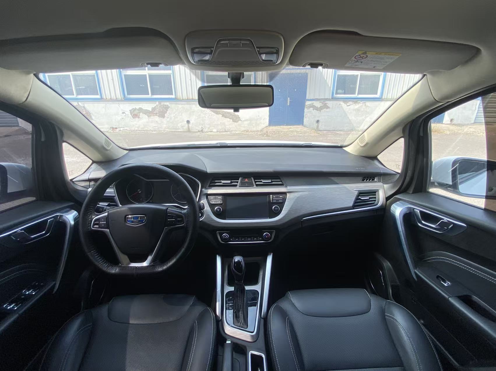 Vision X3 2019 car image #5
