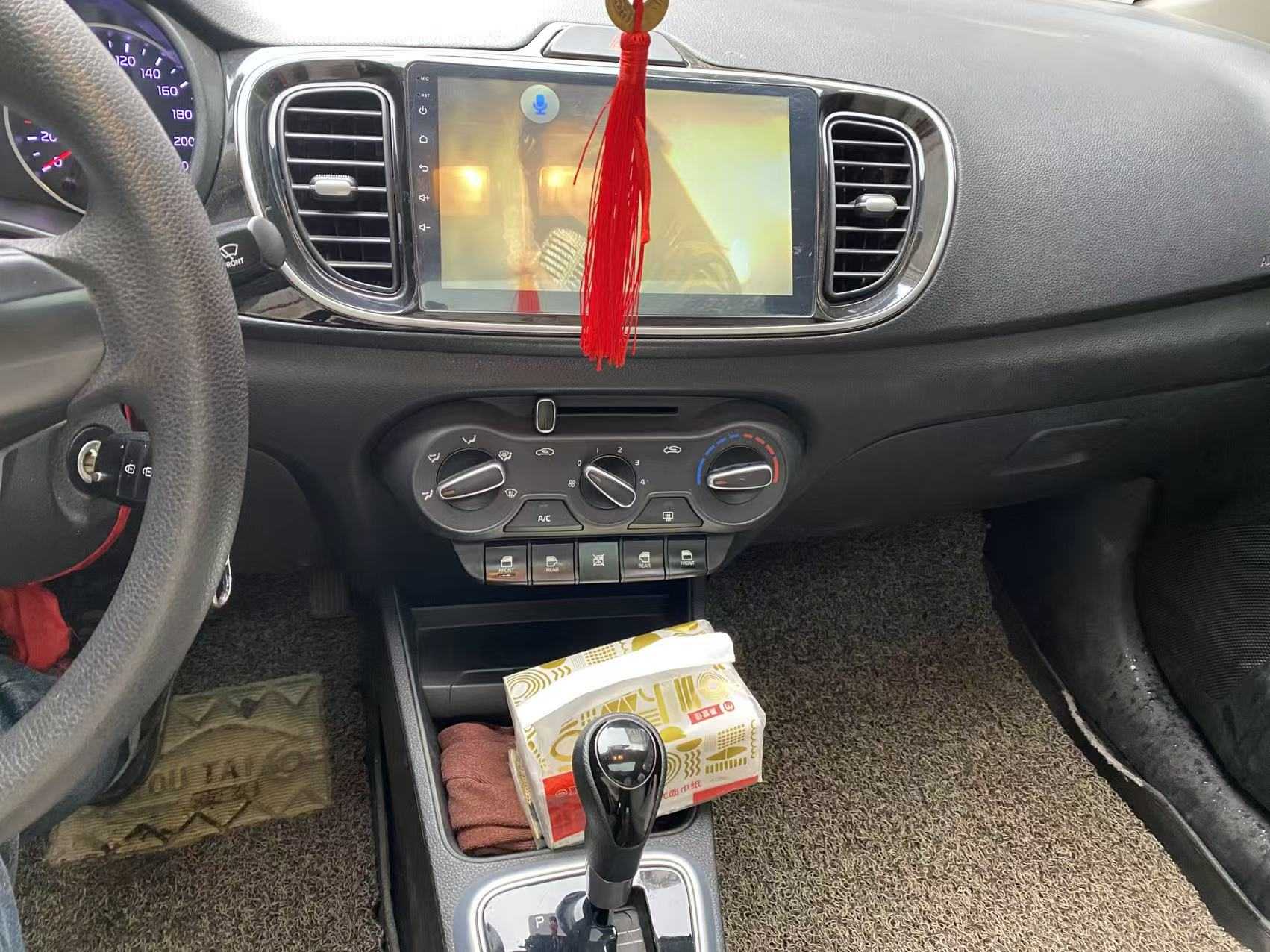 Kia Pegas 2018 image de voiture #5