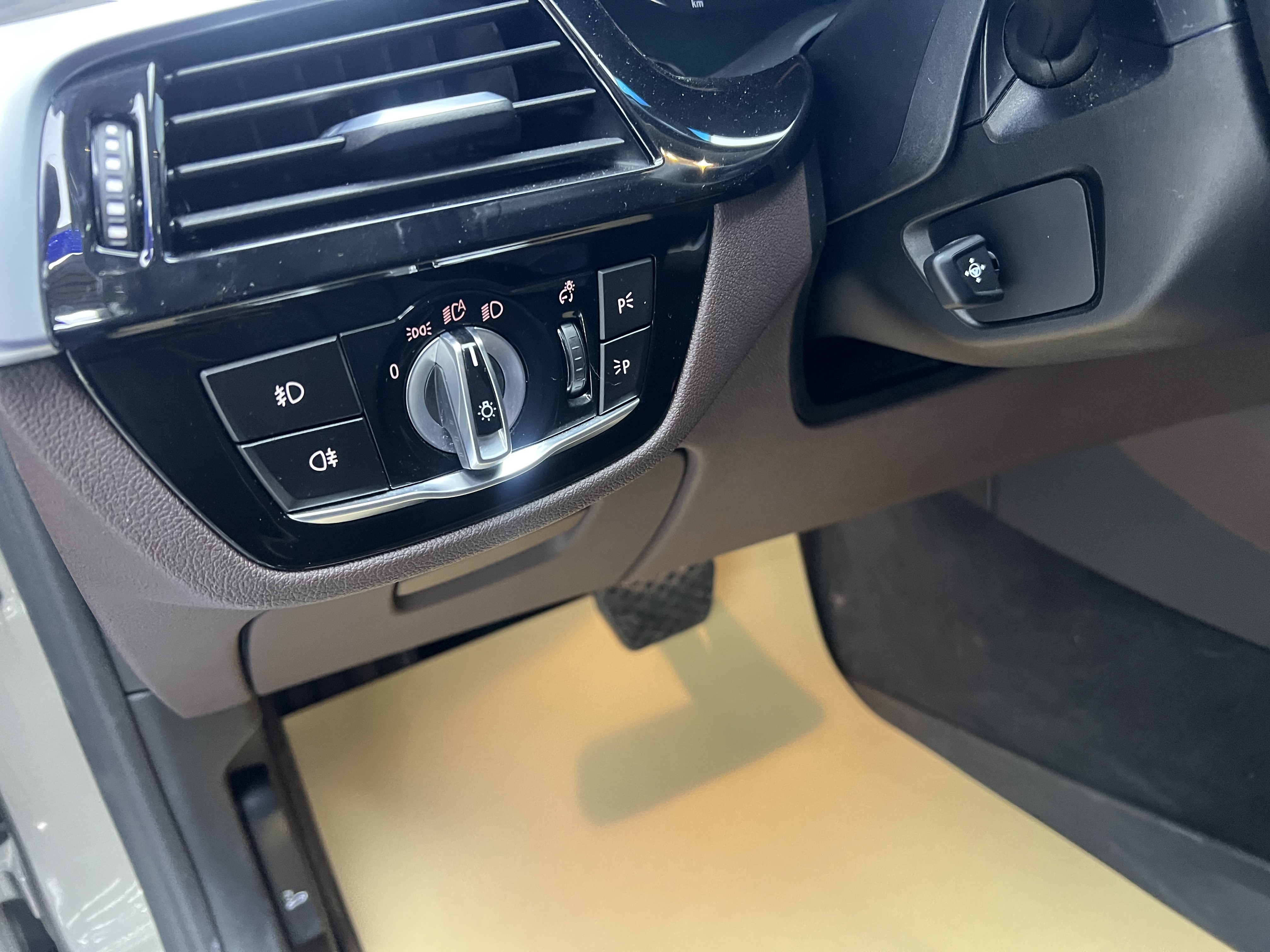 BMW 5 Series 2019 #5 BMW 5 Series 2019 immagine di auto #5