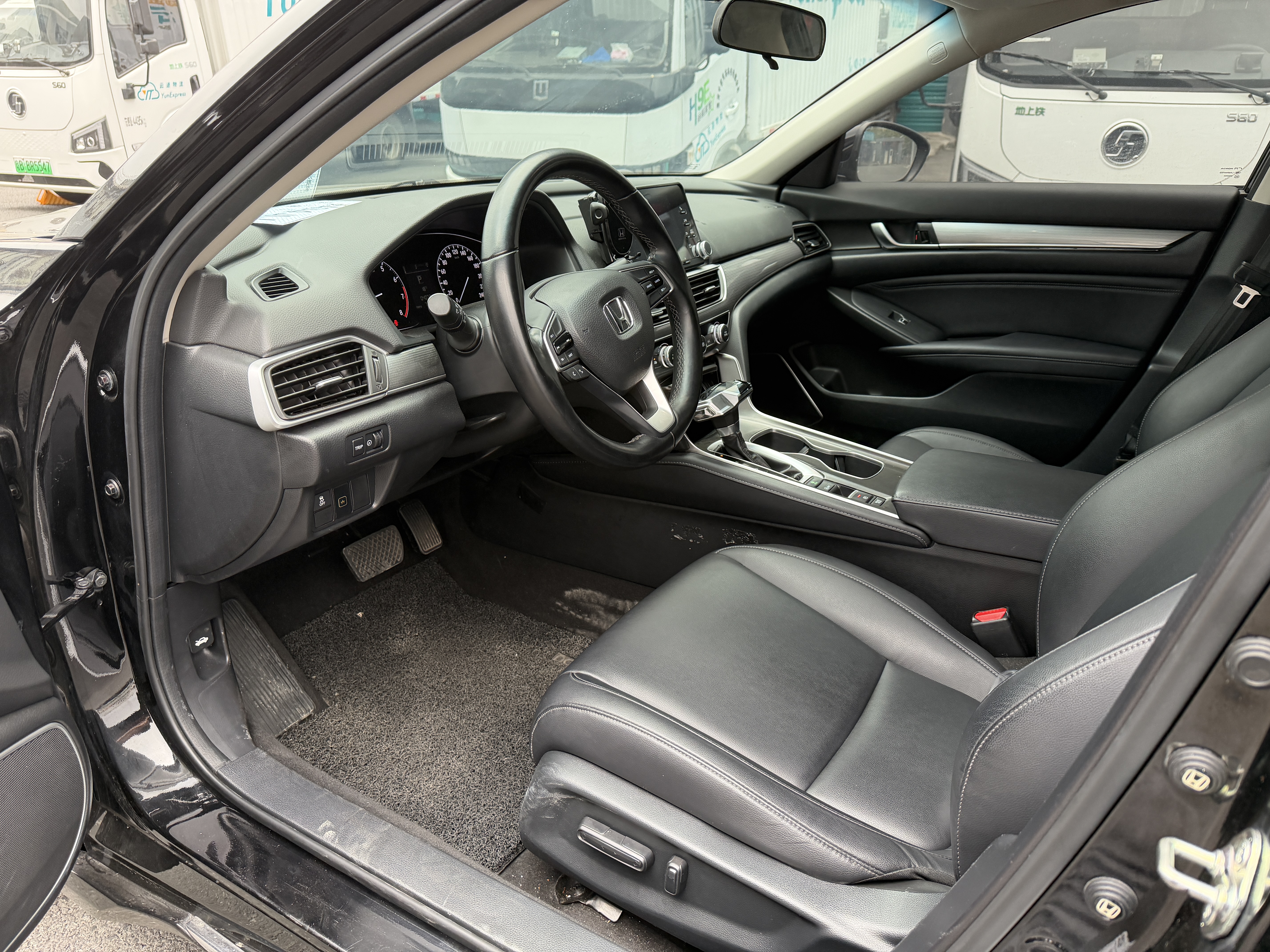 Honda Accord 2021 صورة سيارة #5