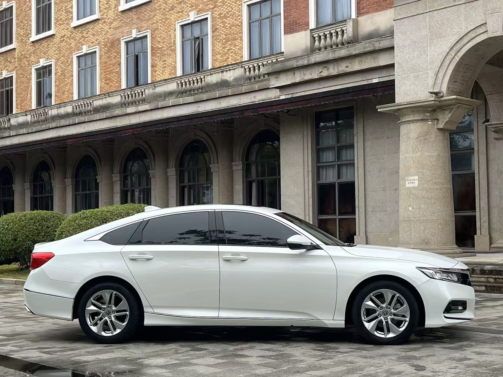 Honda Accord 2019 immagine di auto #5