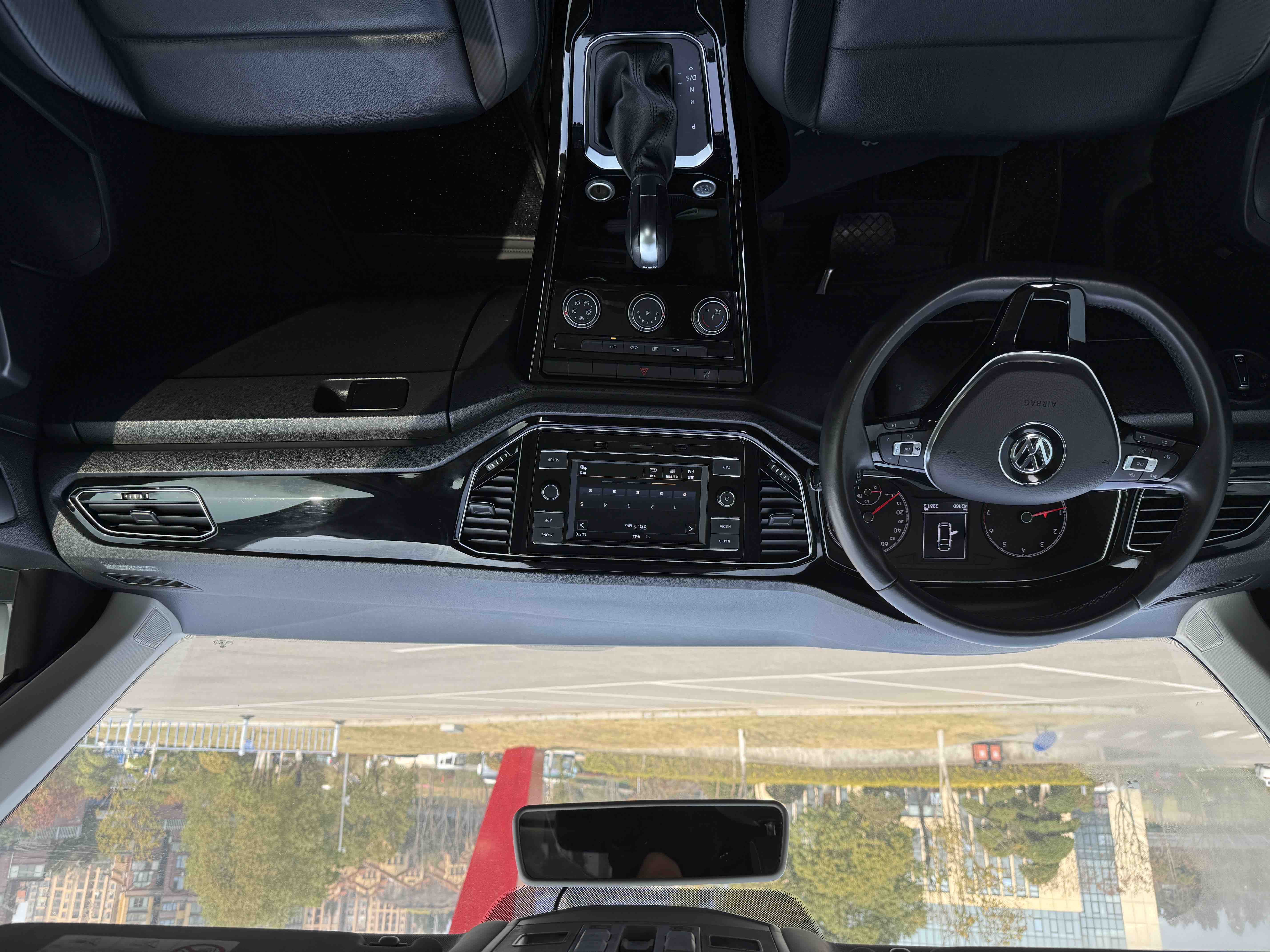 Volkswagen T-Roc 2019 #5 Volkswagen T-Roc 2019 car image #5